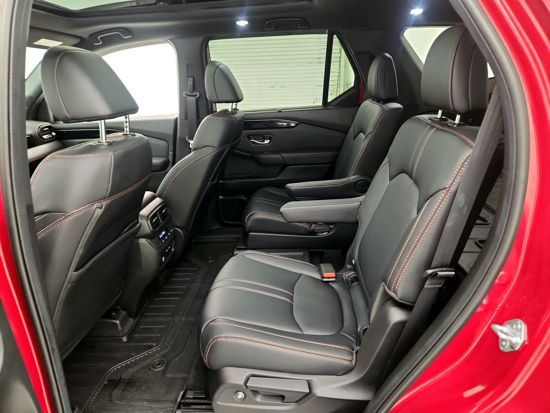 Thumbnail: 2025 Honda Pilot - 20