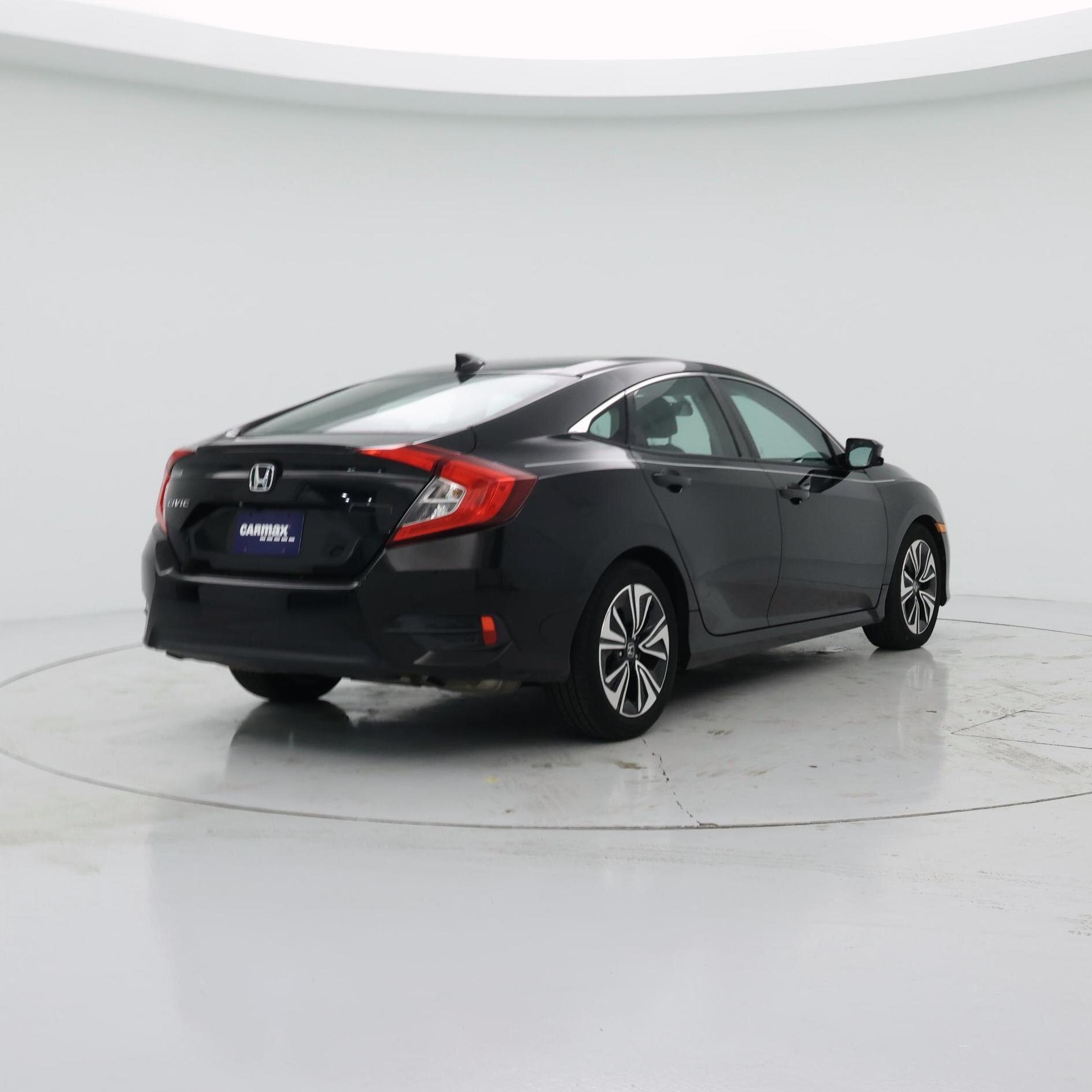 Thumbnail: 2017 Honda Civic - 8