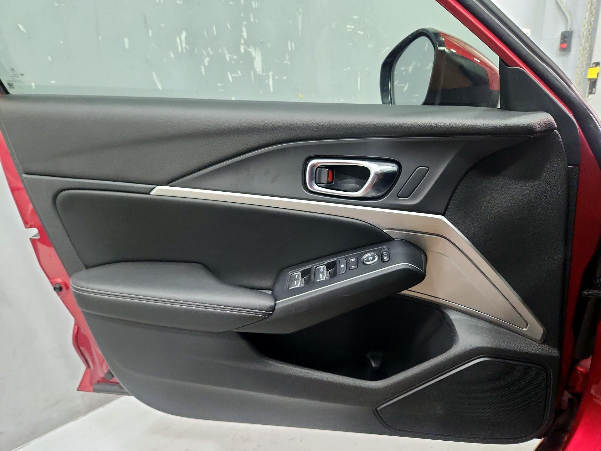 Thumbnail: 2023 Acura Integra - 12