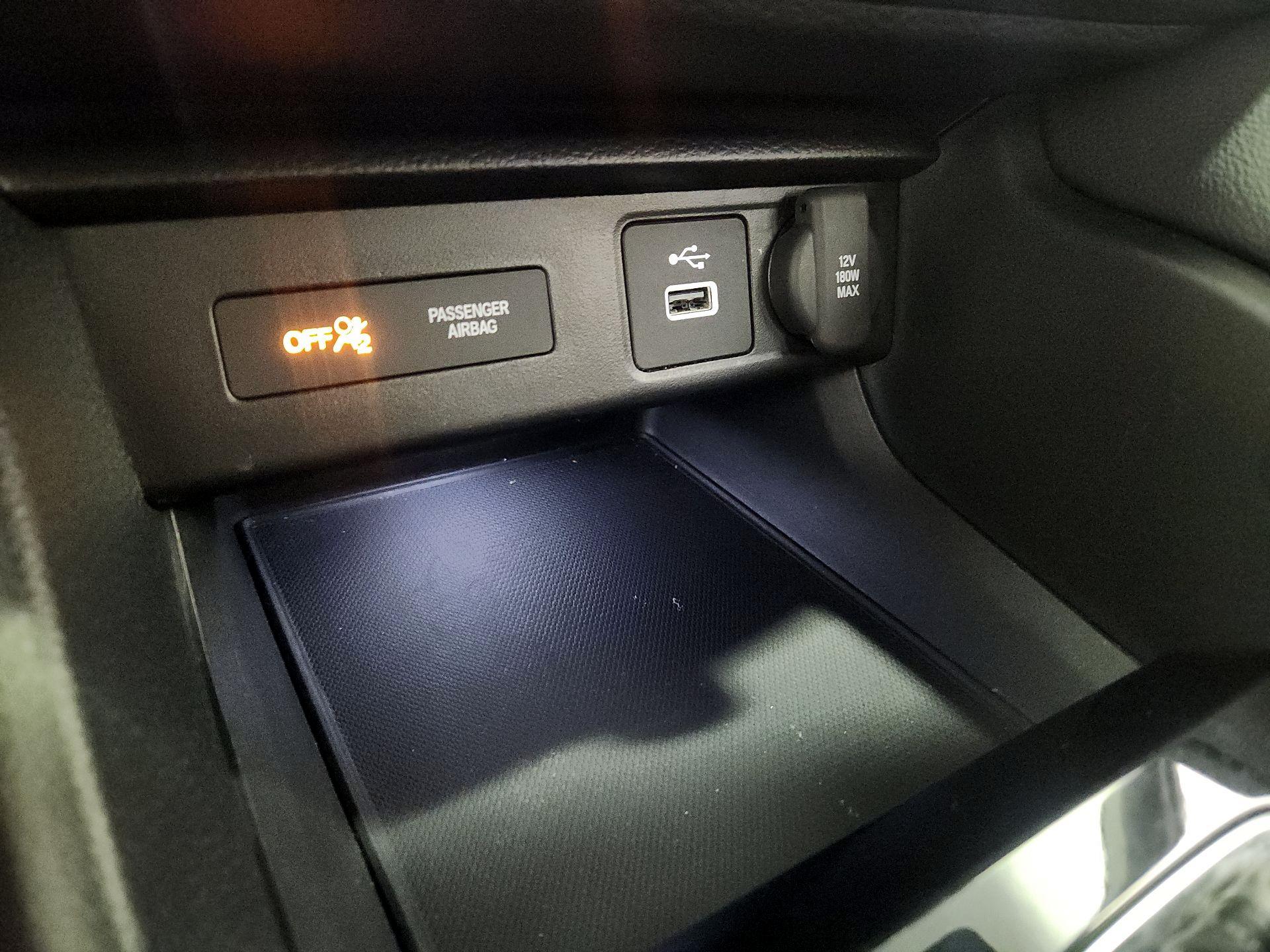 Thumbnail: 2023 Acura Integra - 18