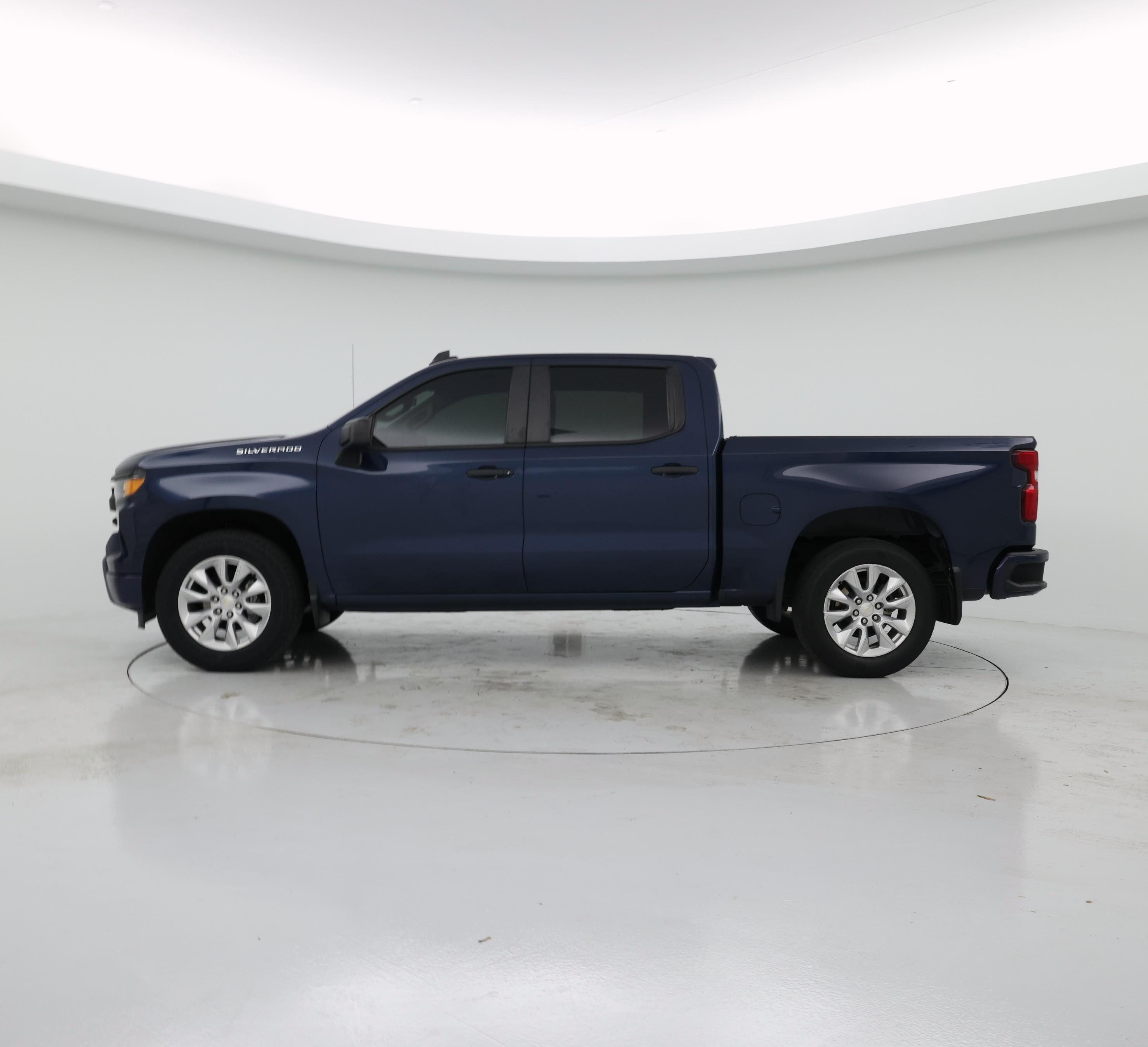 Thumbnail: 2022 Chevrolet Silverado 1500 - 3