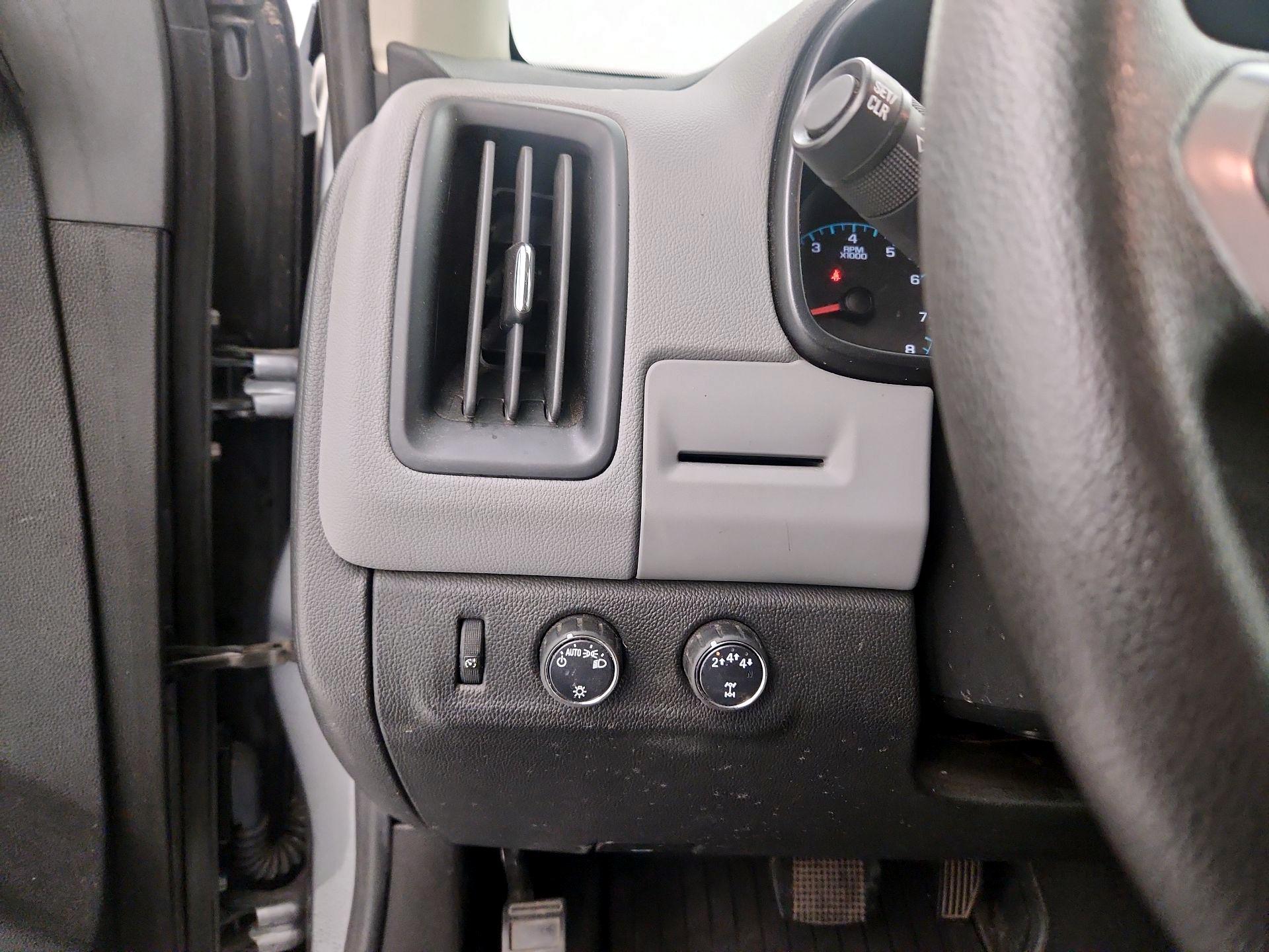 Thumbnail: 2021 Chevrolet Colorado - 13