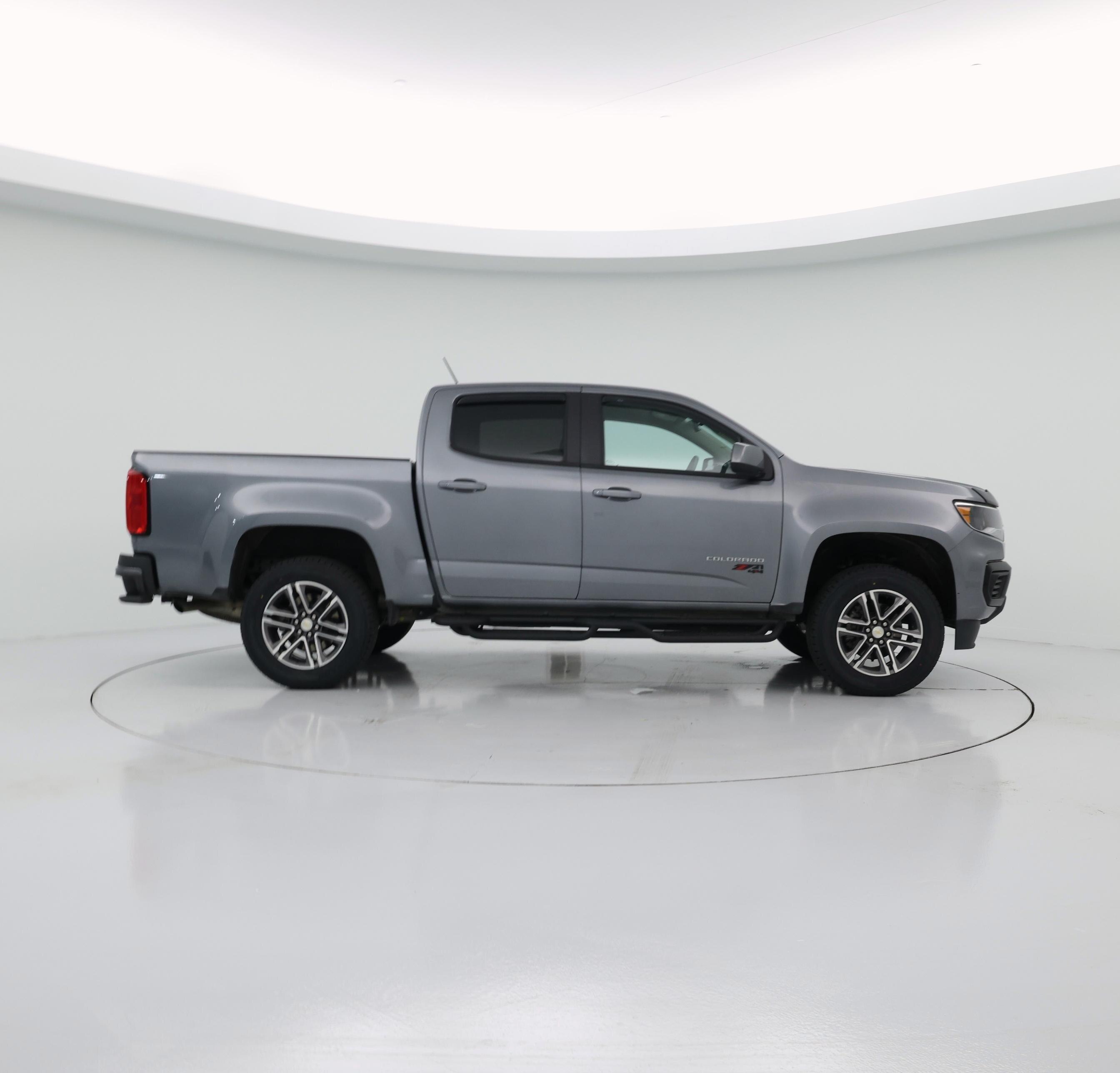 Thumbnail: 2021 Chevrolet Colorado - 7