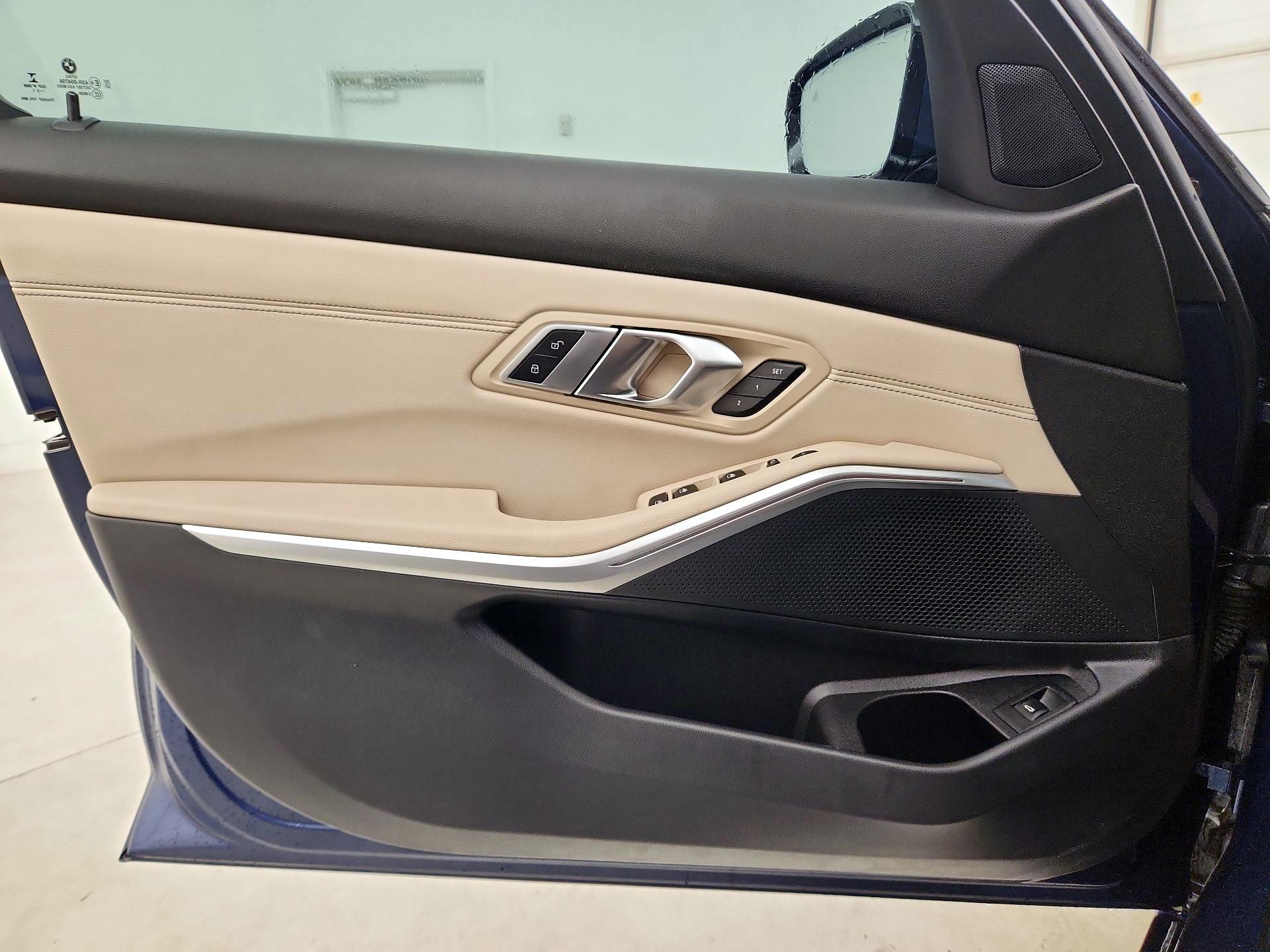Thumbnail: 2021 BMW 3 Series - 12