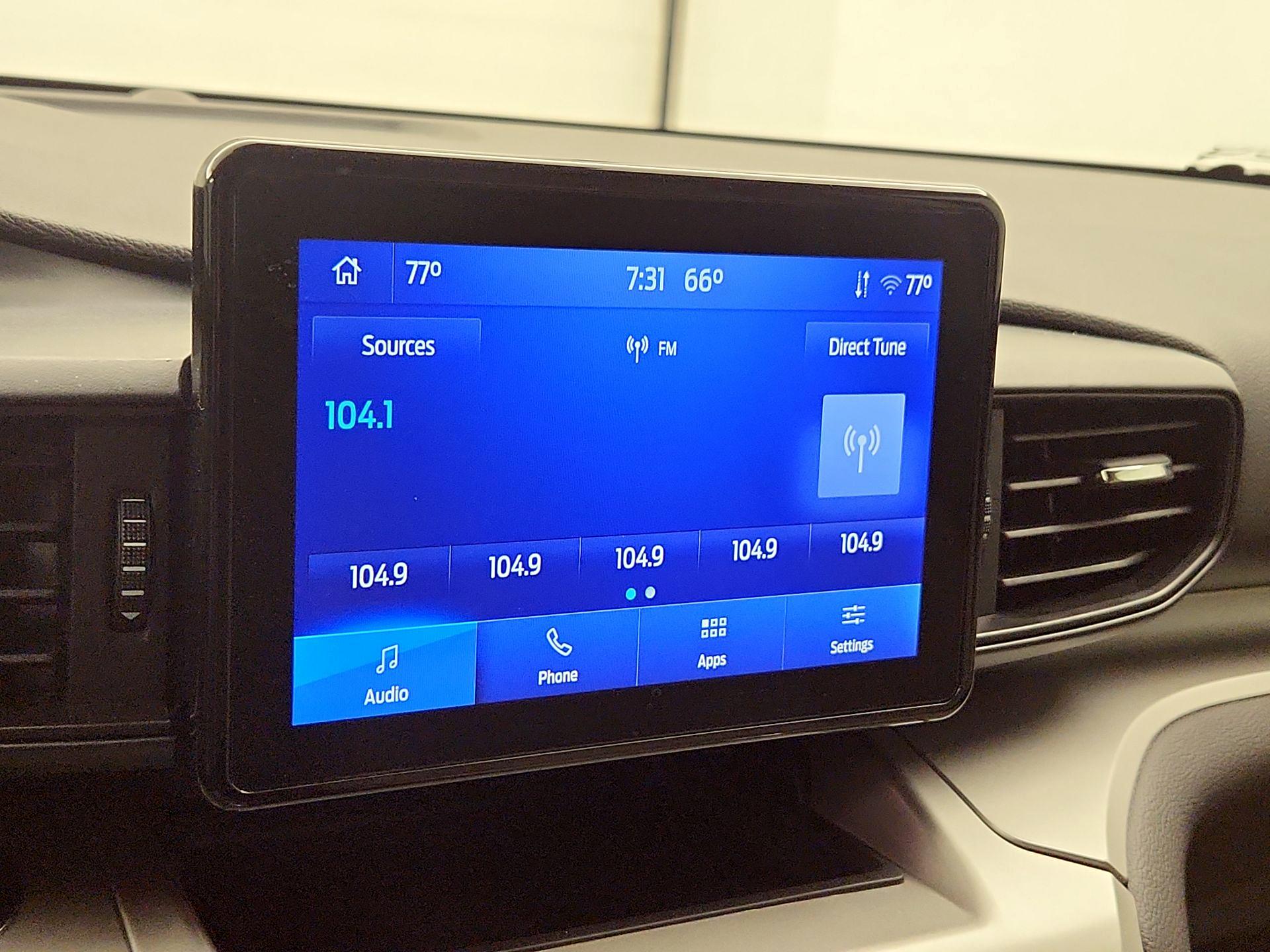 Thumbnail: 2022 Ford Explorer - 15