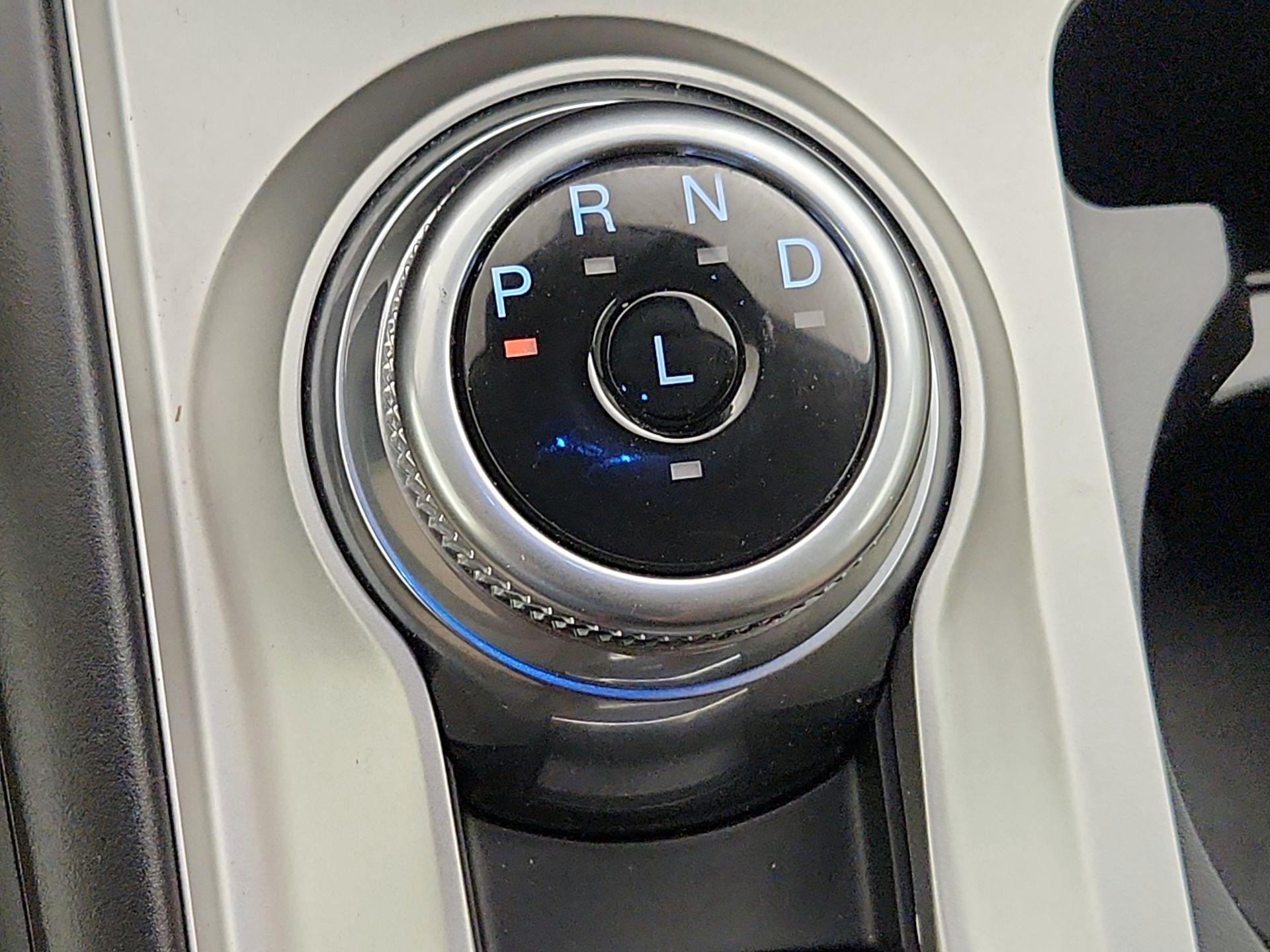 Thumbnail: 2022 Ford Explorer - 17