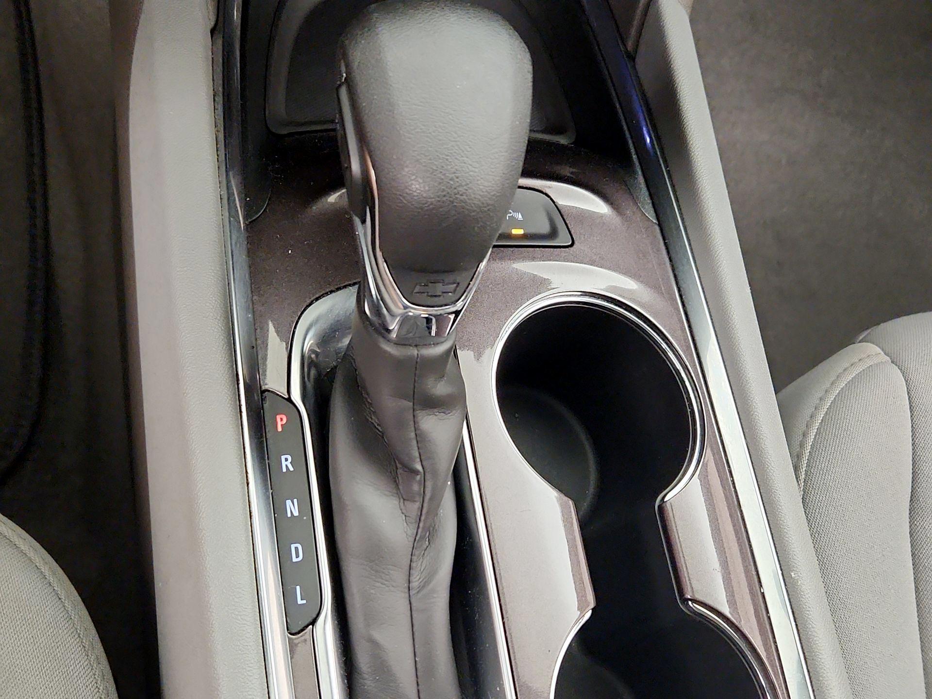 Thumbnail: 2024 Chevrolet Malibu - 17