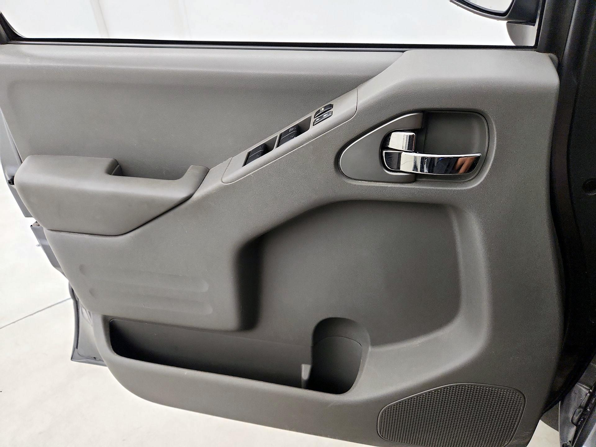 Thumbnail: 2021 Nissan Frontier - 12