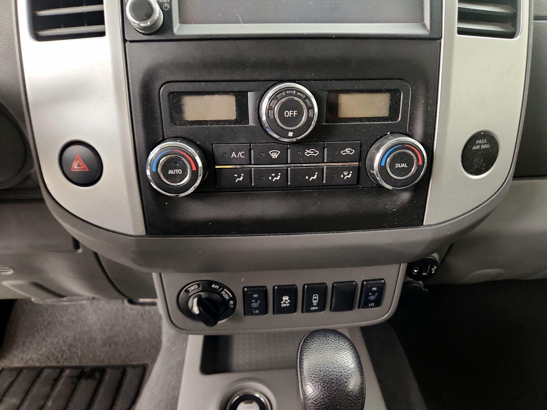 Thumbnail: 2021 Nissan Frontier - 16