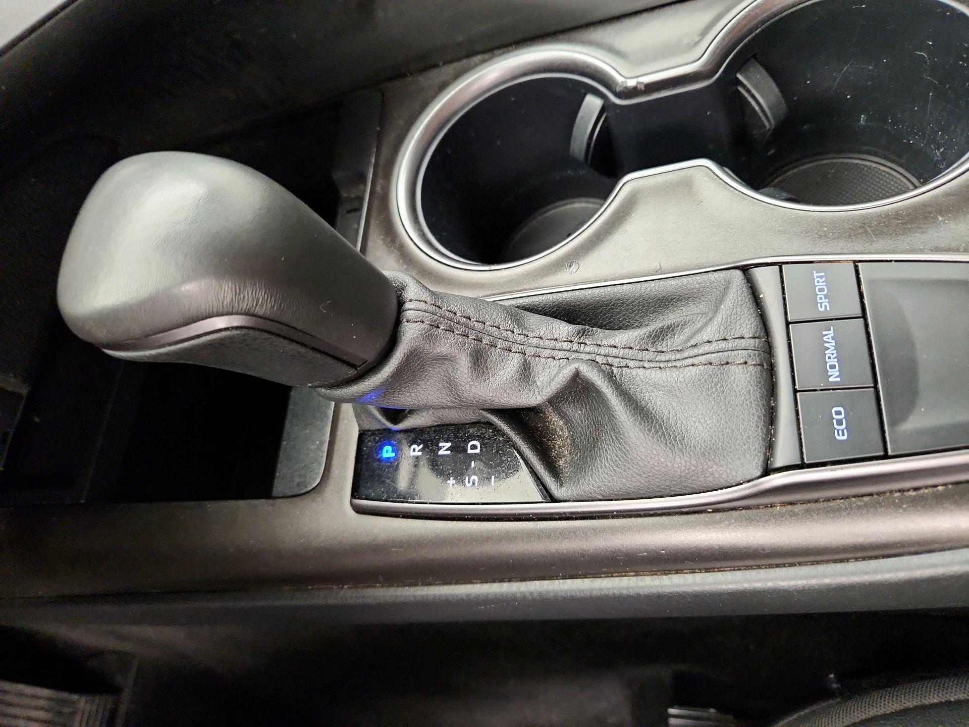 Thumbnail: 2024 Toyota Camry - 17