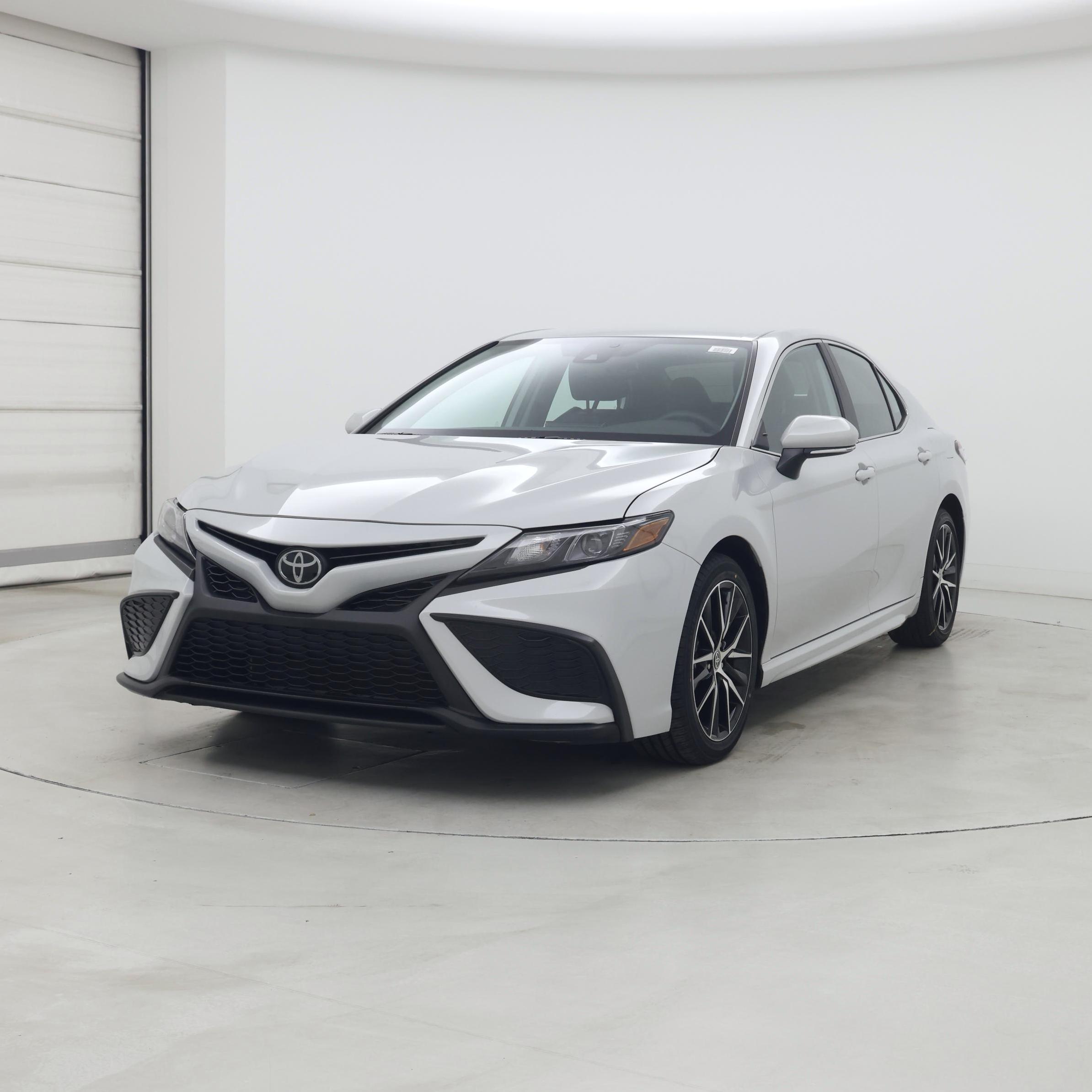 Thumbnail: 2024 Toyota Camry - 4