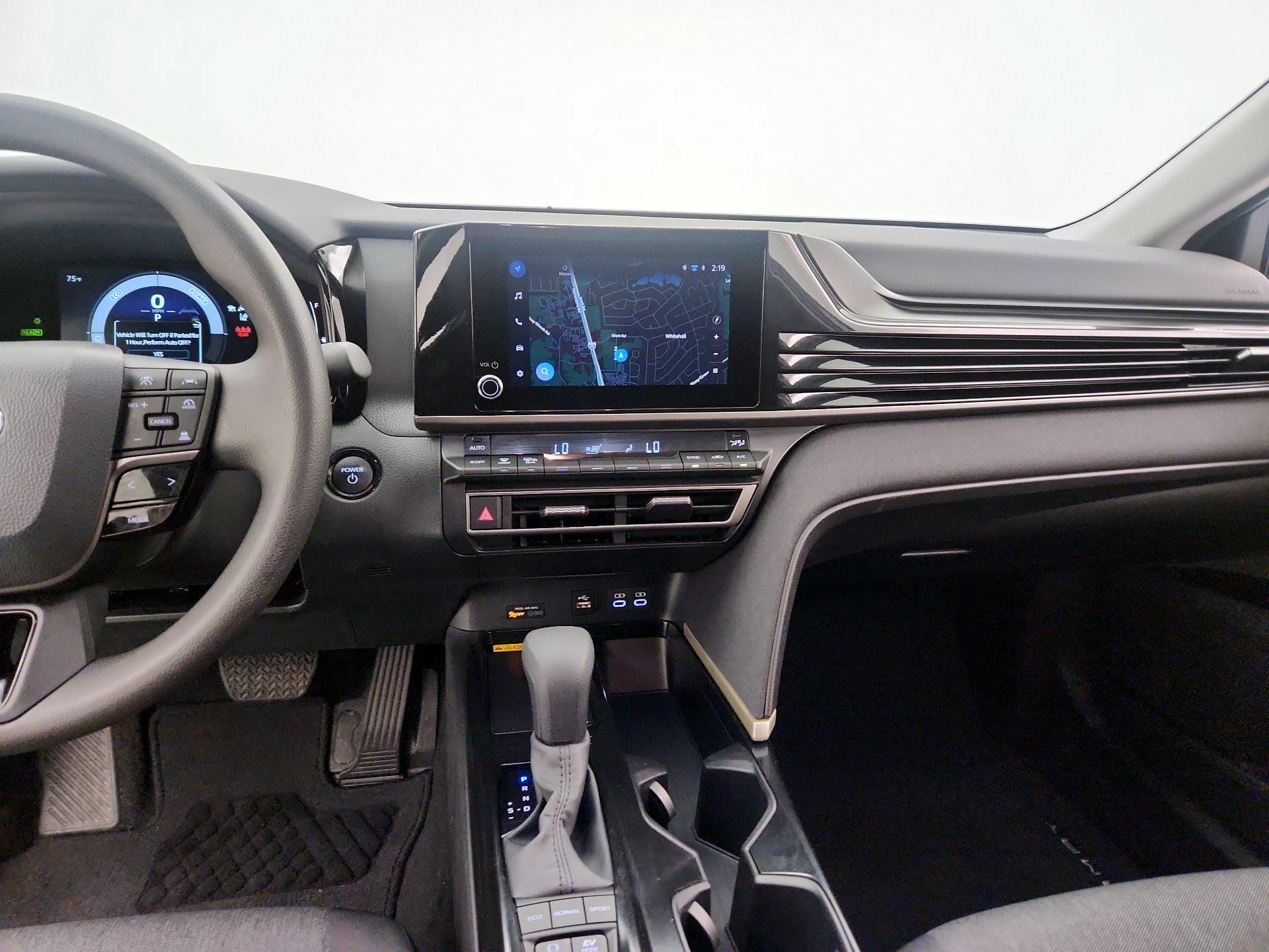 Thumbnail: 2025 Toyota Camry - 9