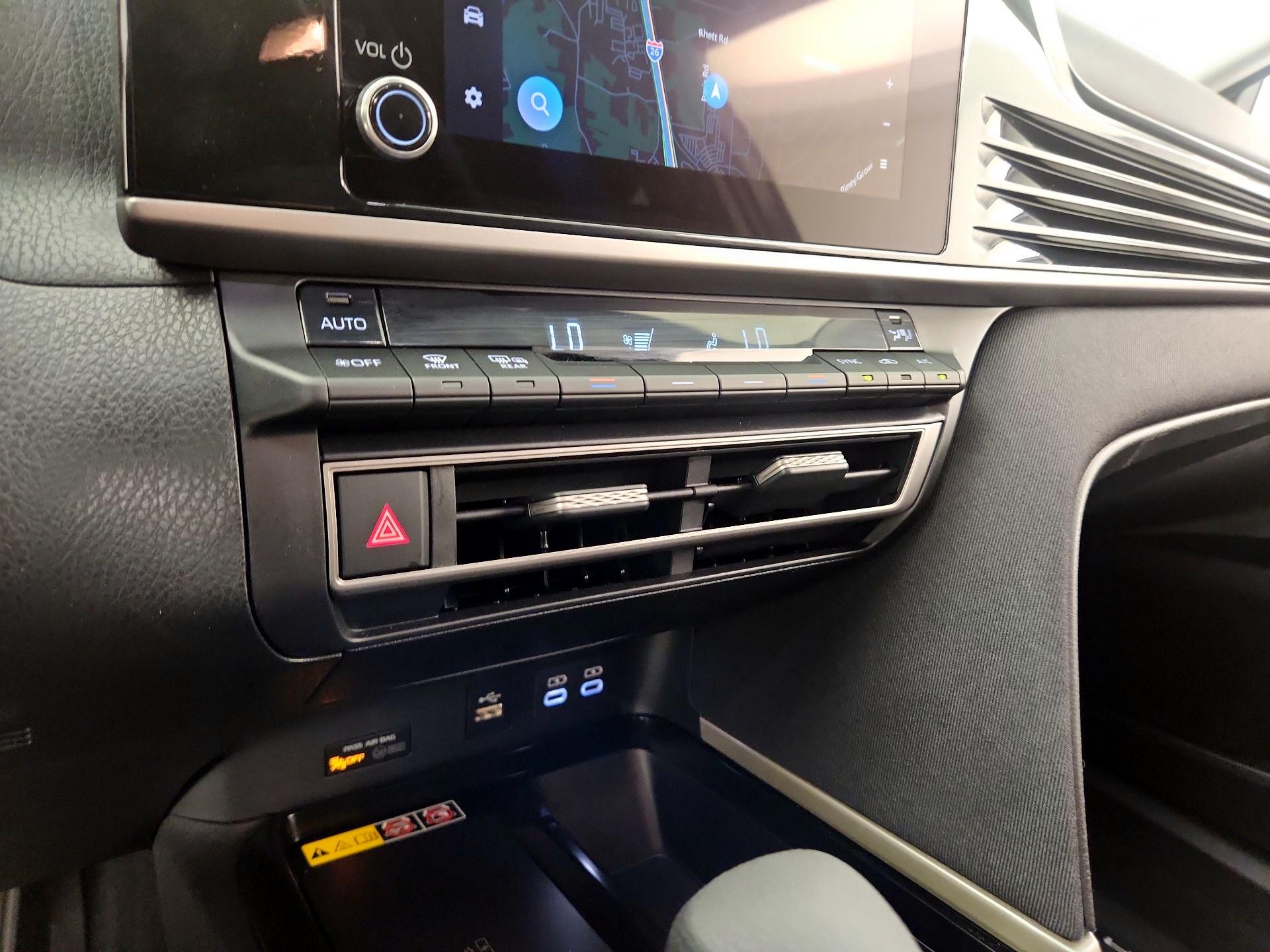 Thumbnail: 2025 Toyota Camry - 17