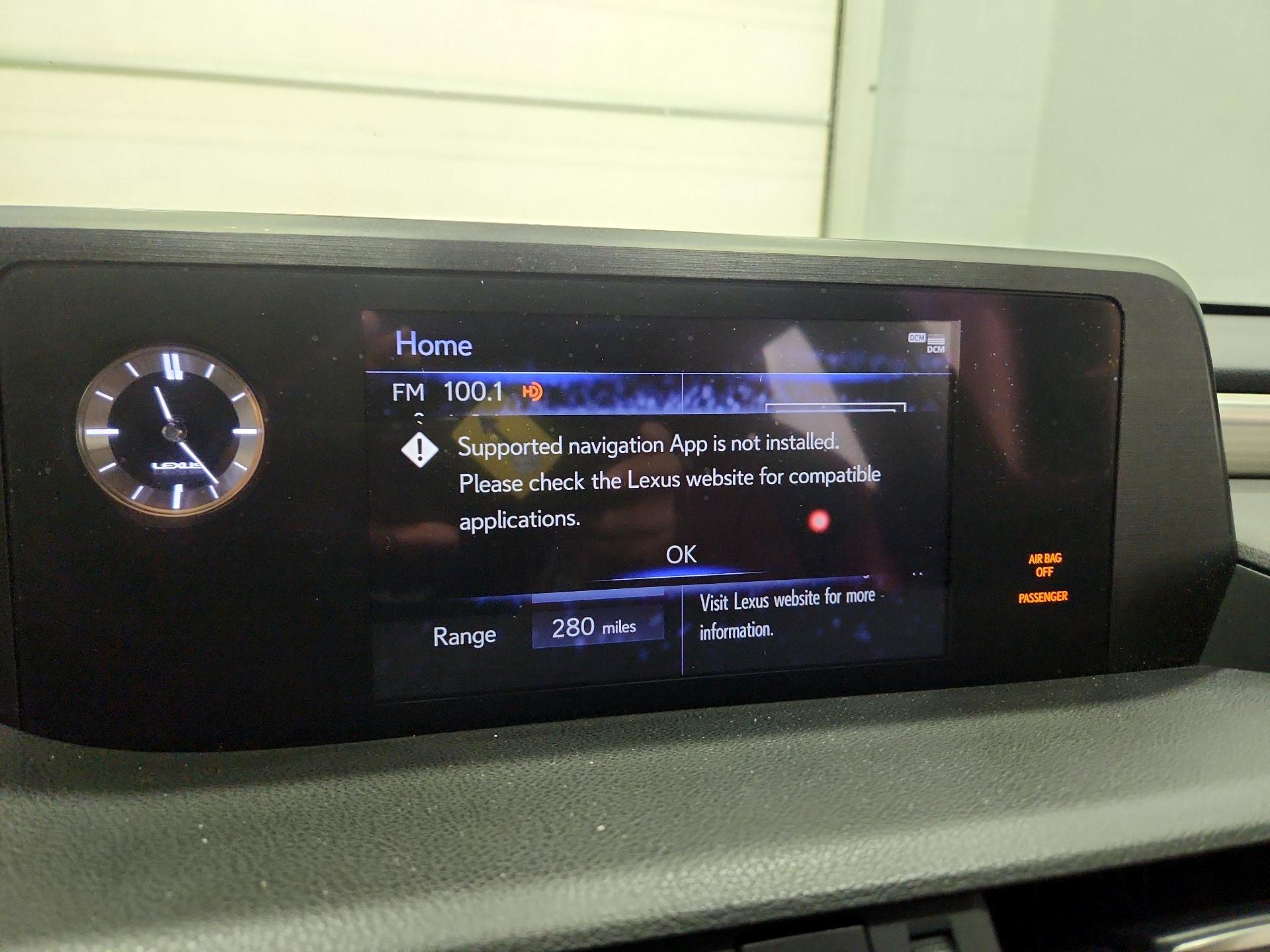 Thumbnail: 2020 Lexus ES - 14