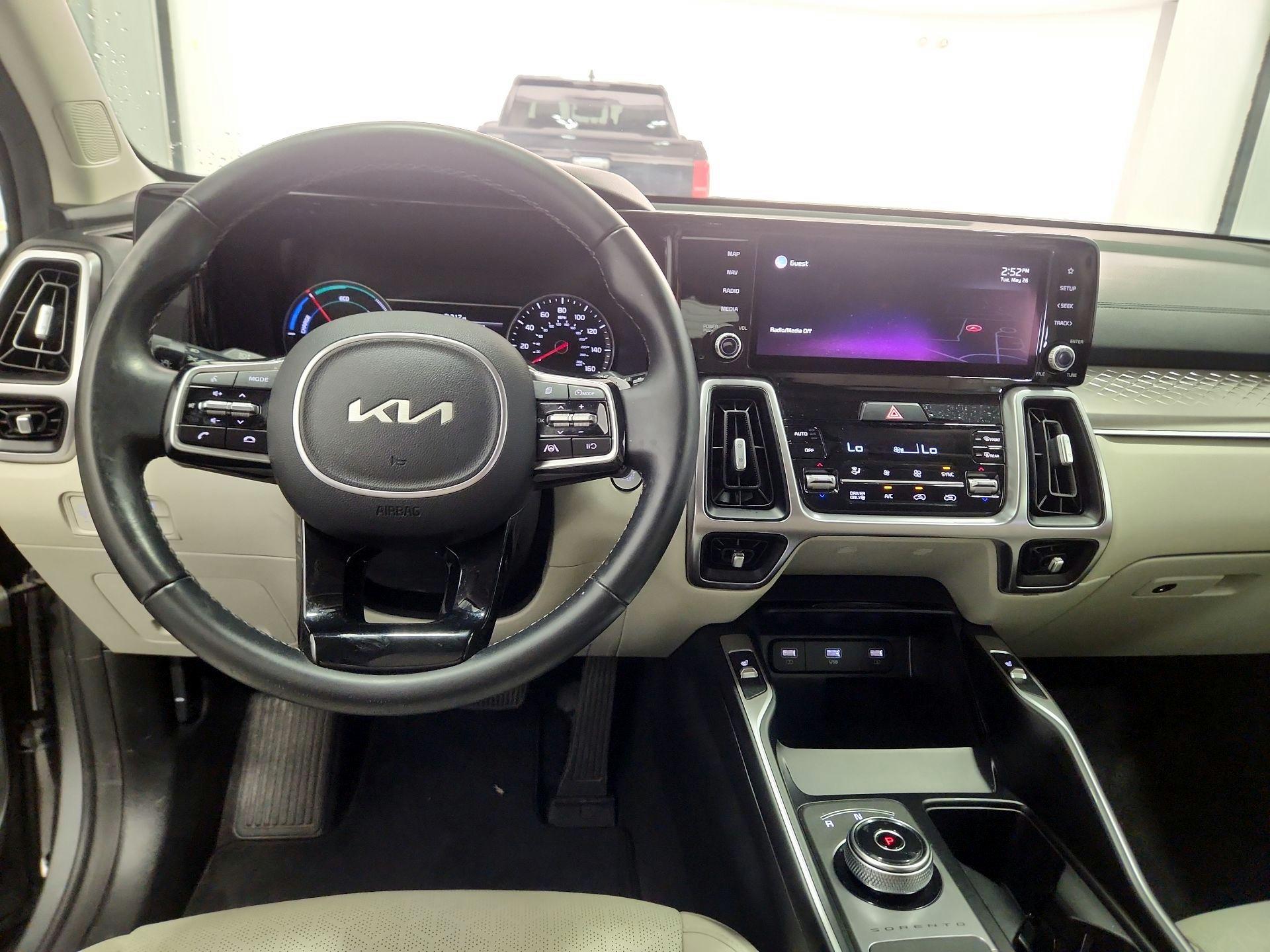 Thumbnail: 2022 Kia Sorento - 10
