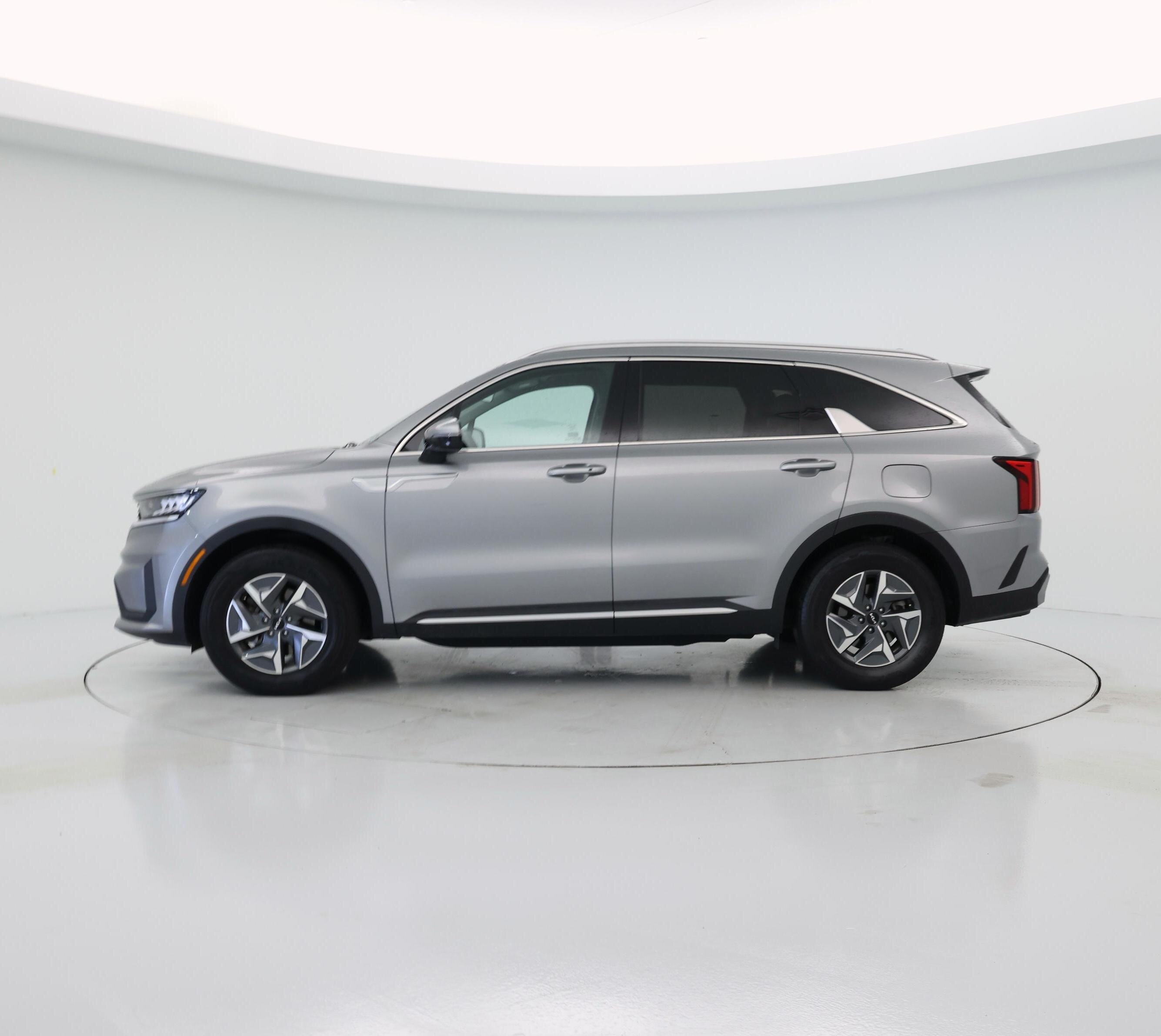 Thumbnail: 2022 Kia Sorento - 3