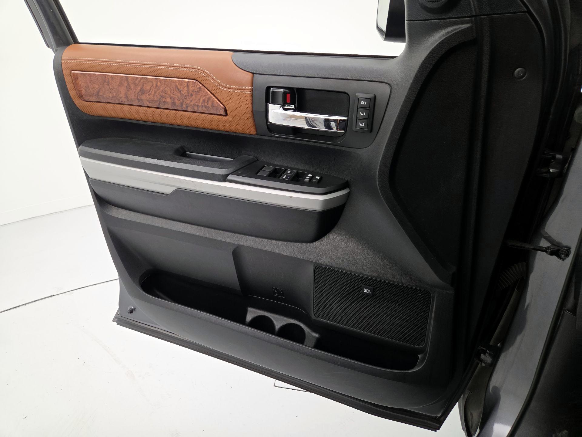 Thumbnail: 2019 Toyota Tundra - 12