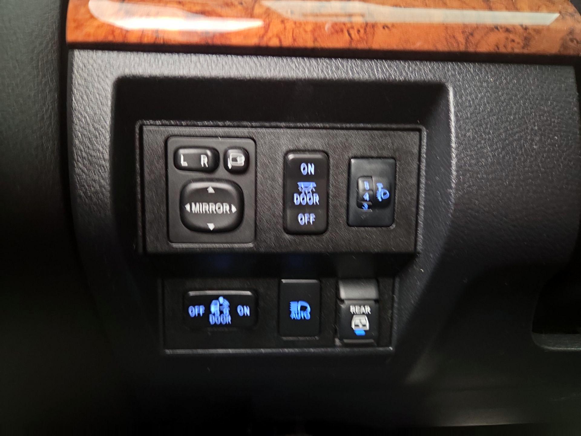 Thumbnail: 2019 Toyota Tundra - 13