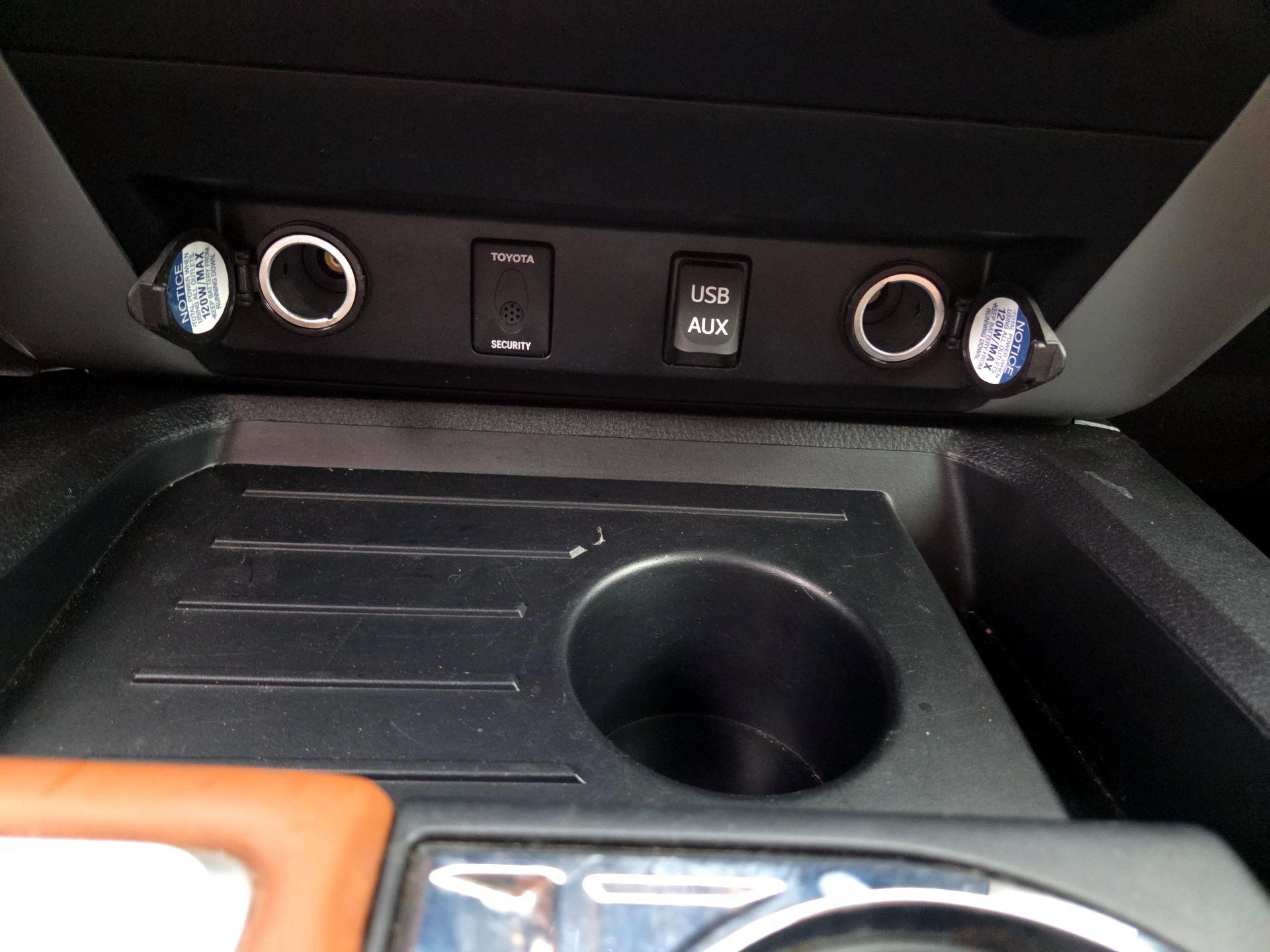 Thumbnail: 2019 Toyota Tundra - 18