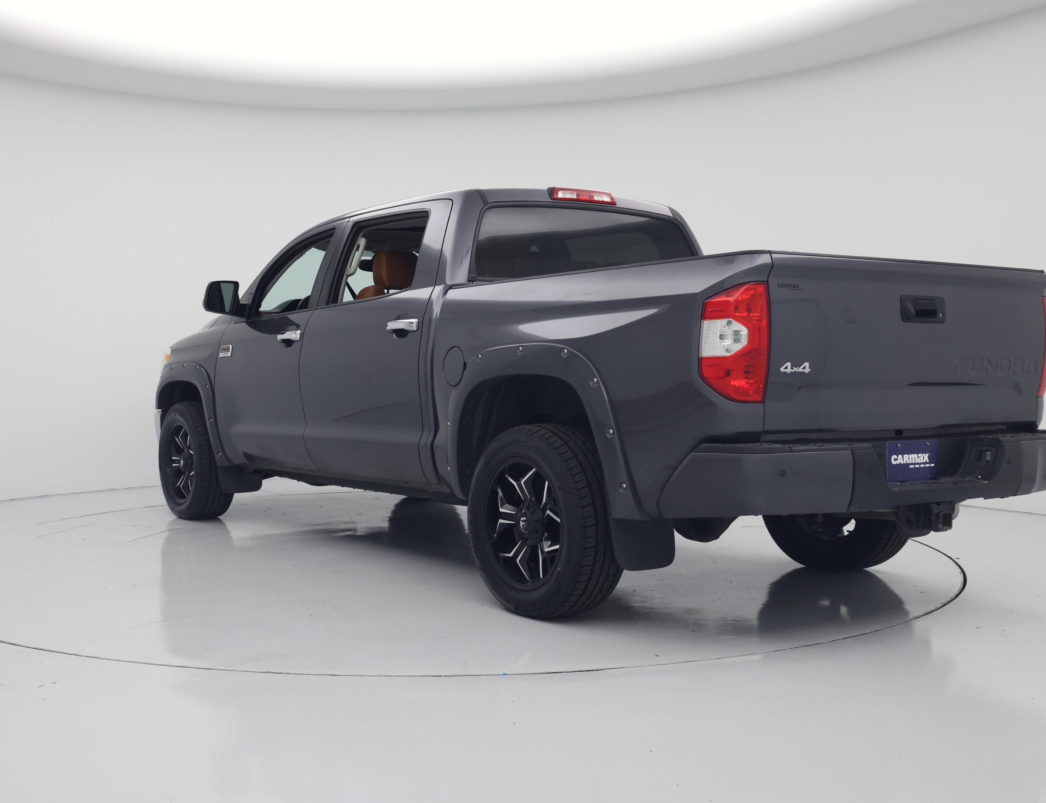 Thumbnail: 2019 Toyota Tundra - 2