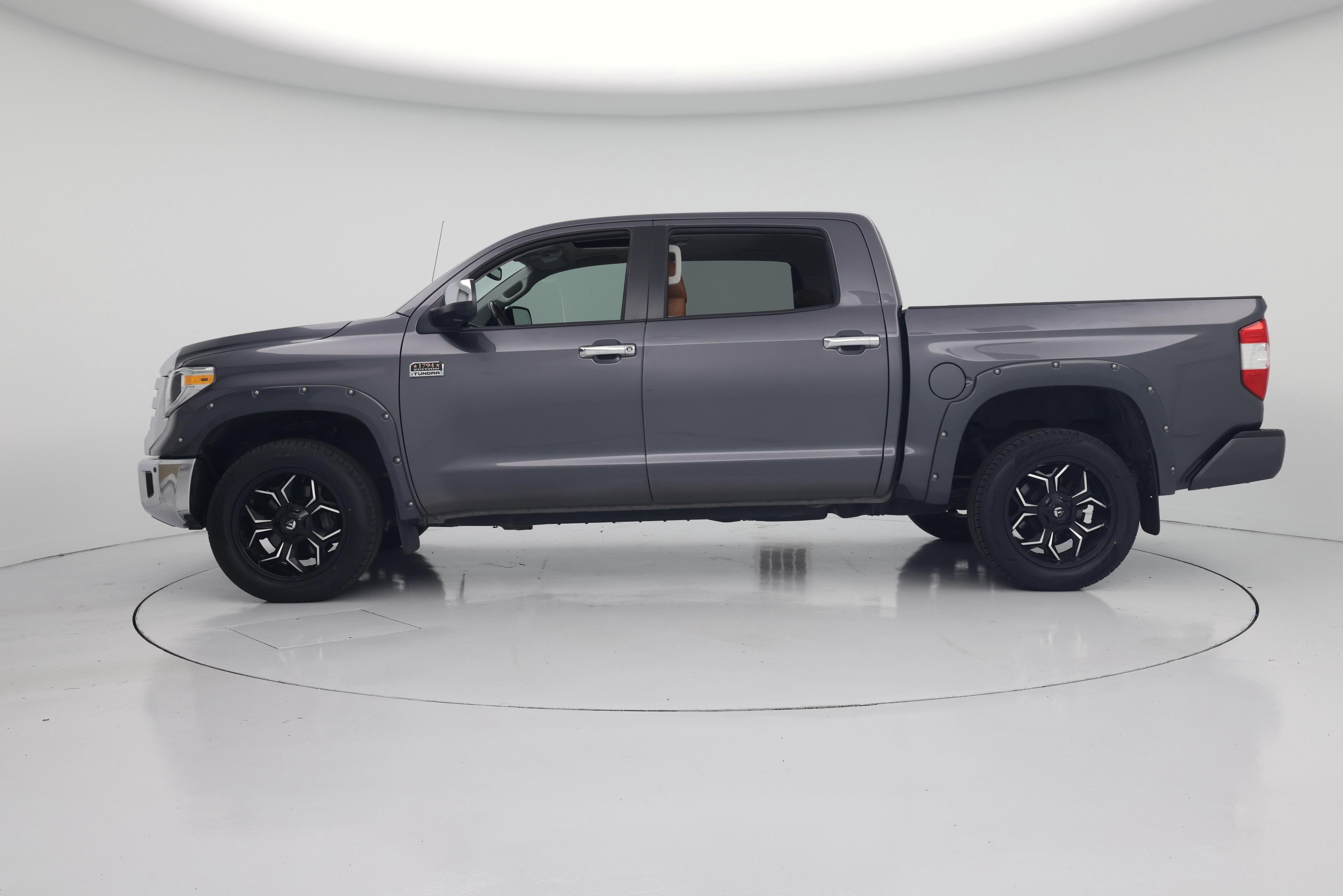 Thumbnail: 2019 Toyota Tundra - 3