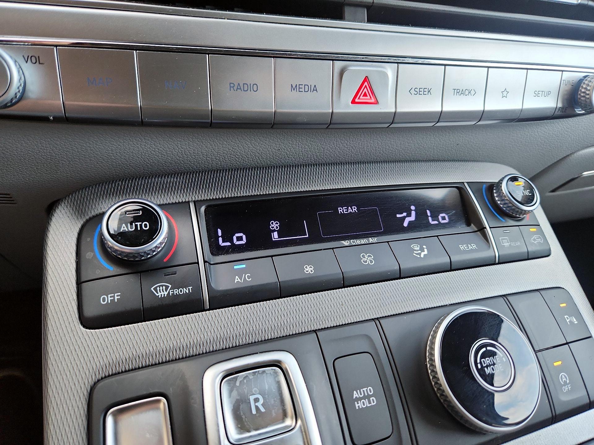 Thumbnail: 2021 Hyundai Palisade - 16