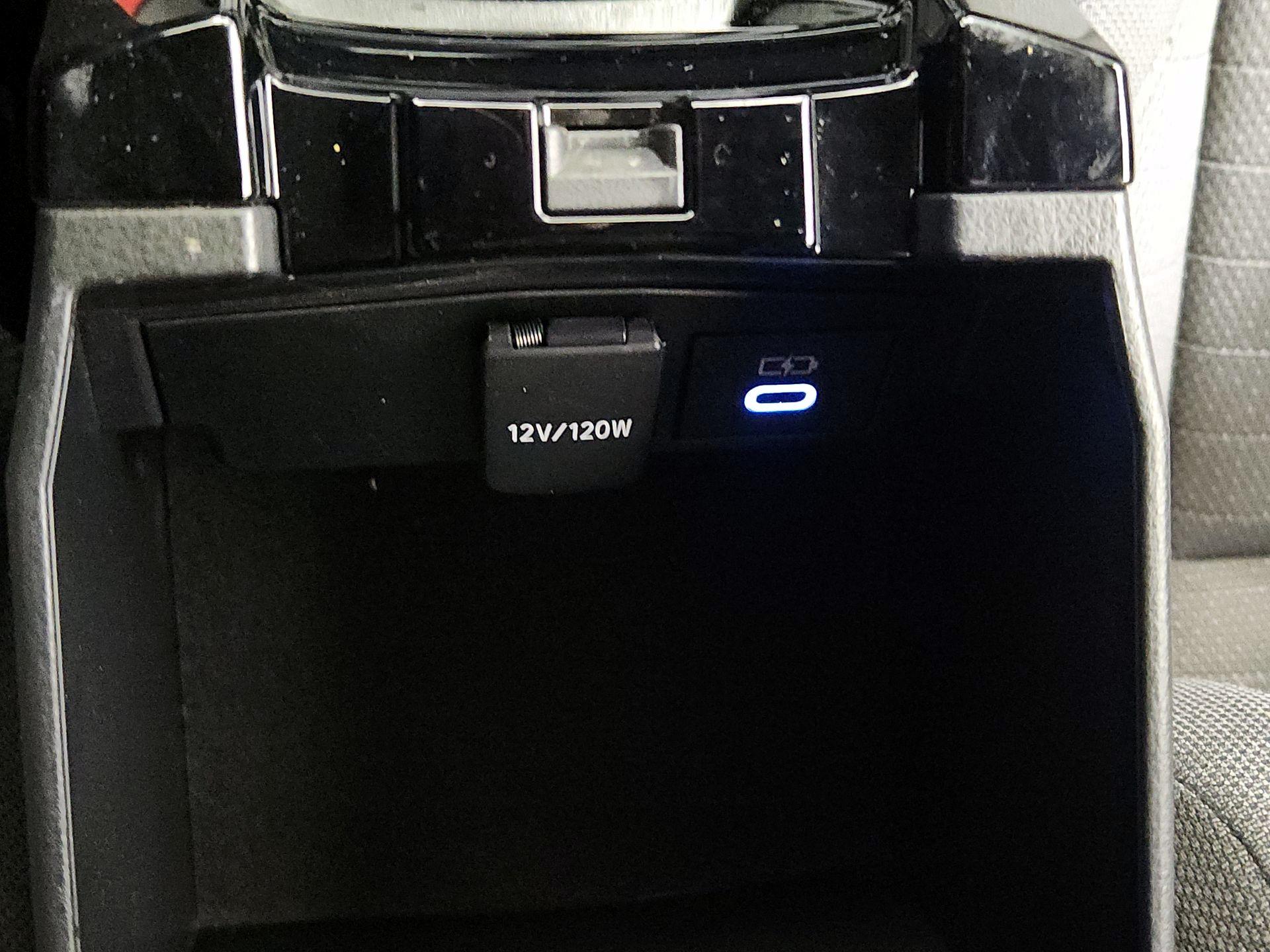 Thumbnail: 2022 Toyota Corolla - 19