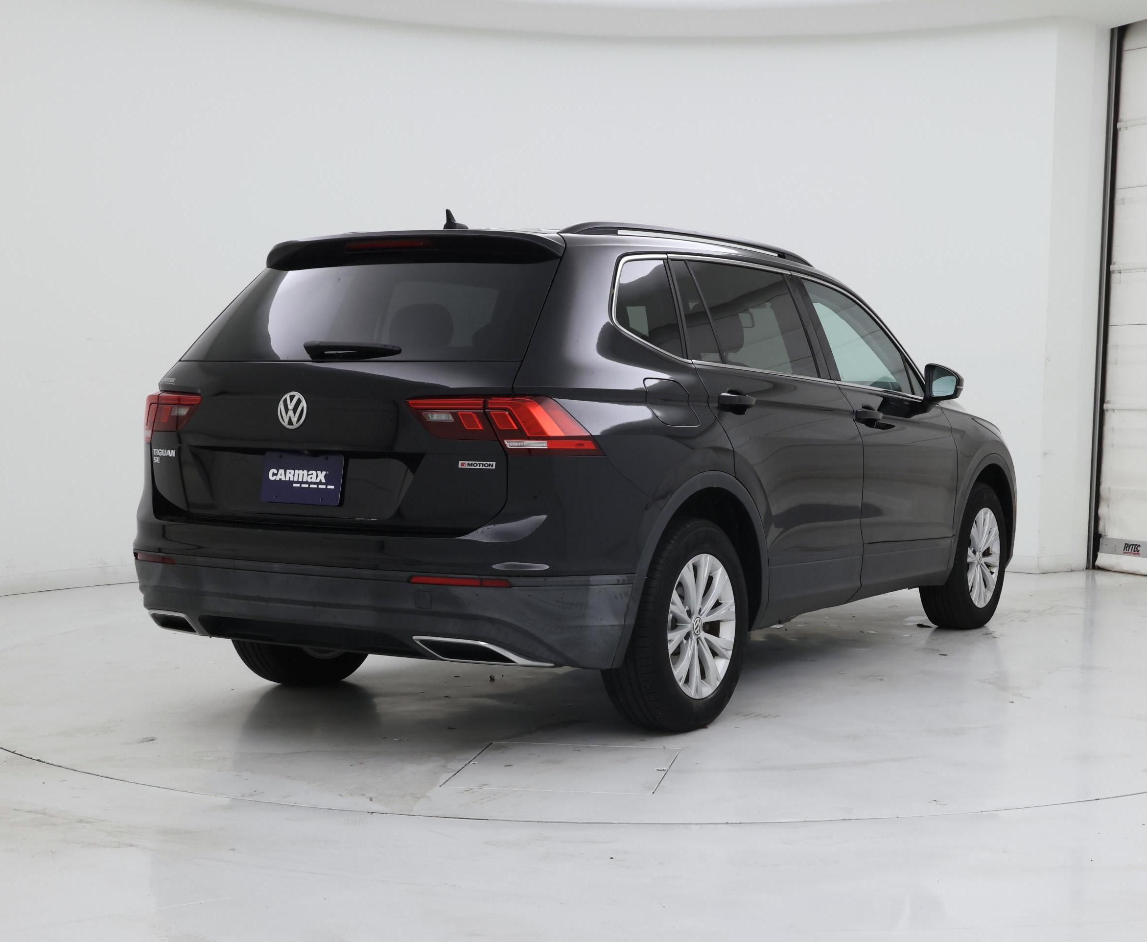 Thumbnail: 2019 Volkswagen Tiguan - 8