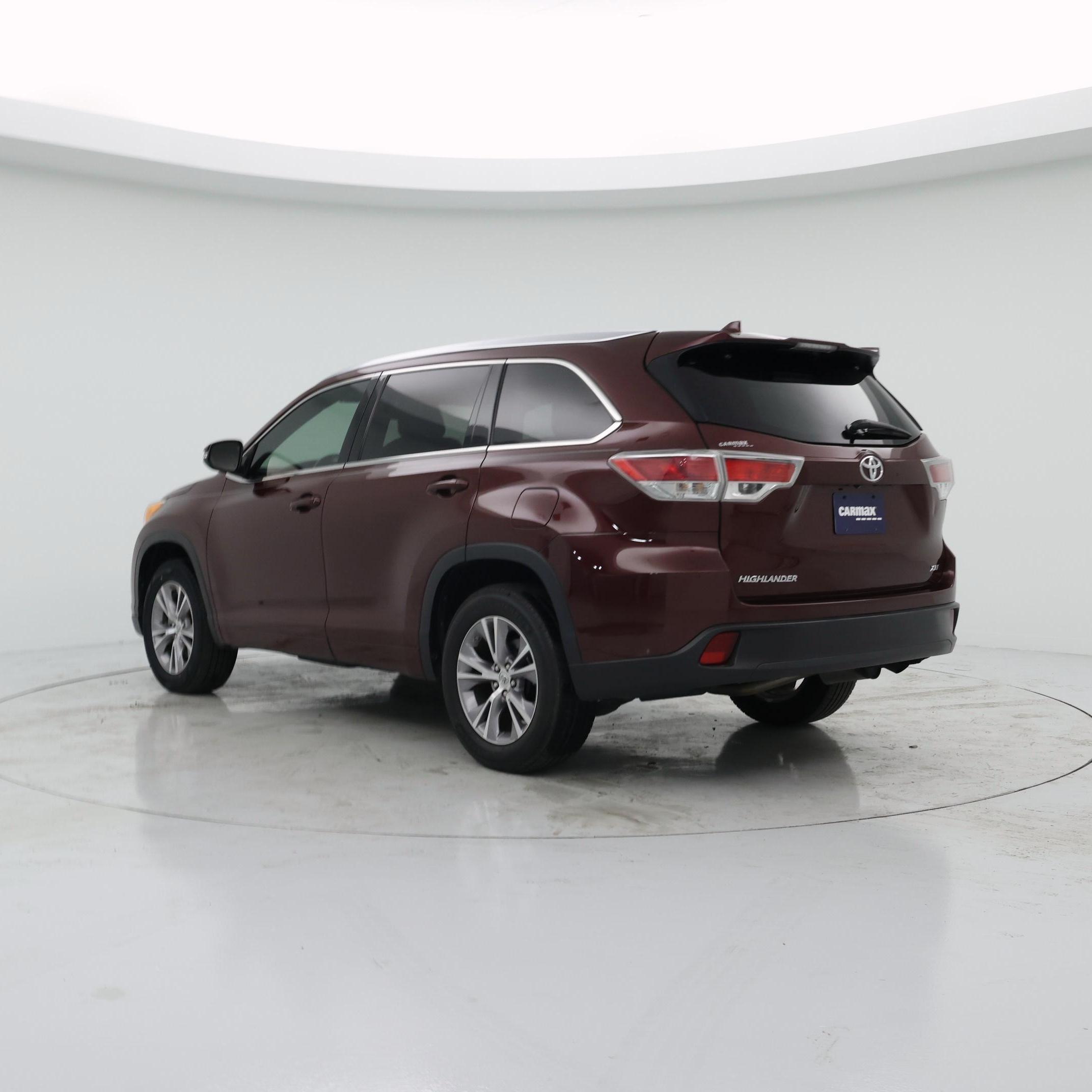 Thumbnail: 2014 Toyota Highlander - 2