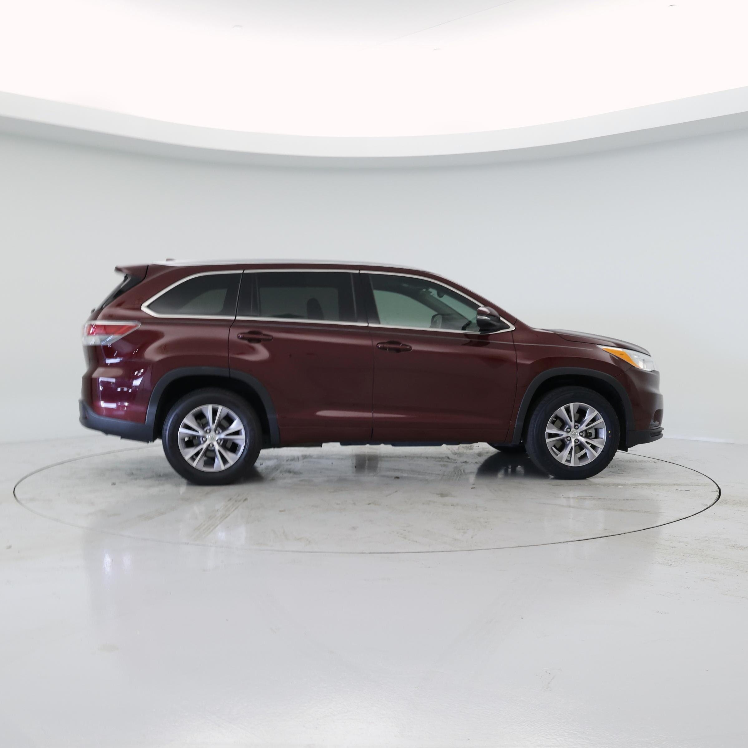 Thumbnail: 2014 Toyota Highlander - 7