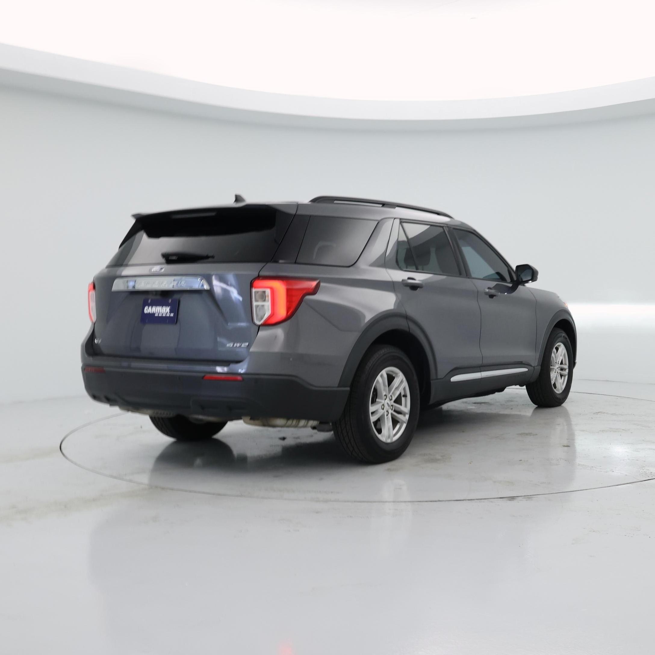 Thumbnail: 2021 Ford Explorer - 8