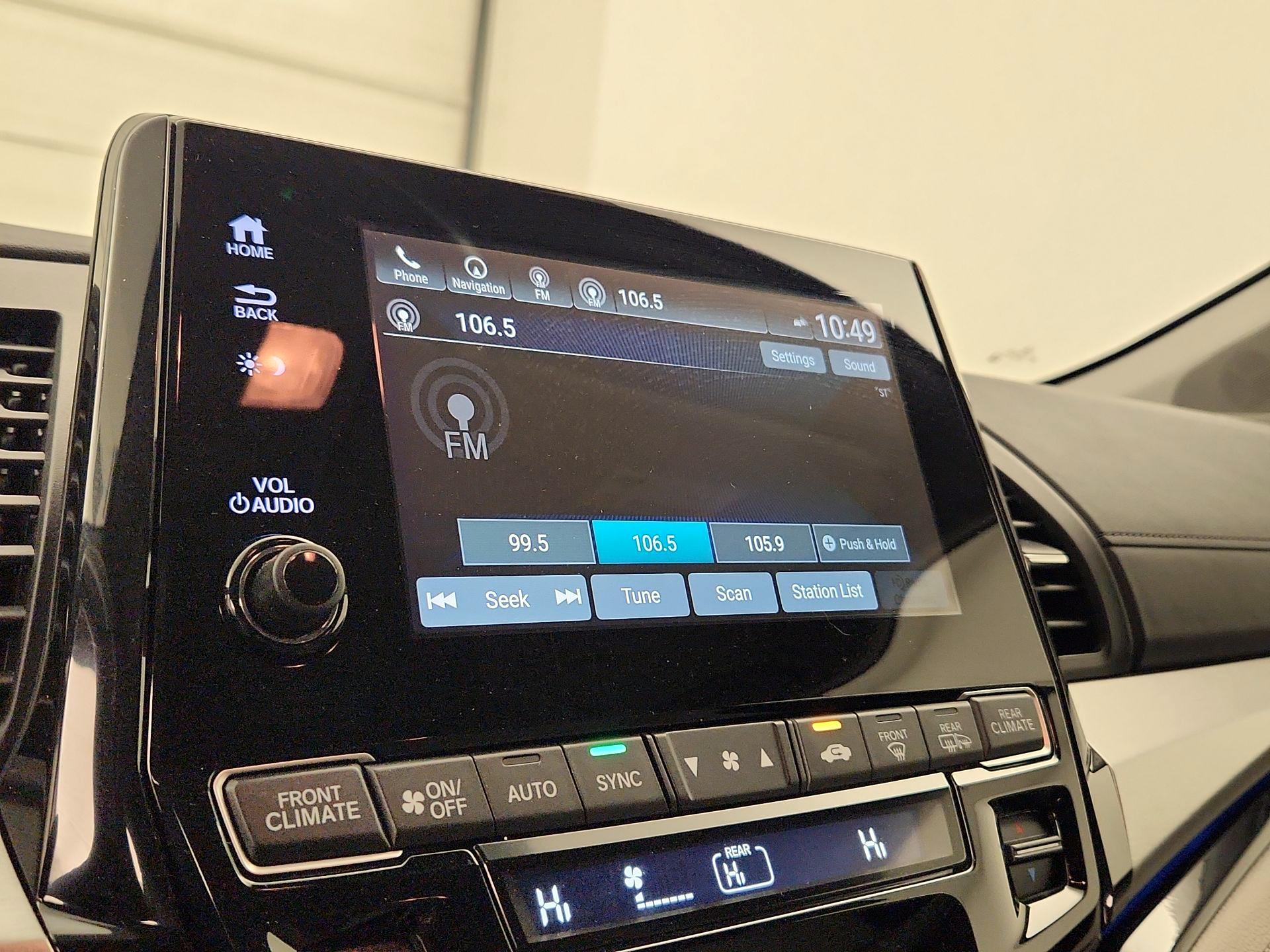 Thumbnail: 2018 Honda Odyssey - 16