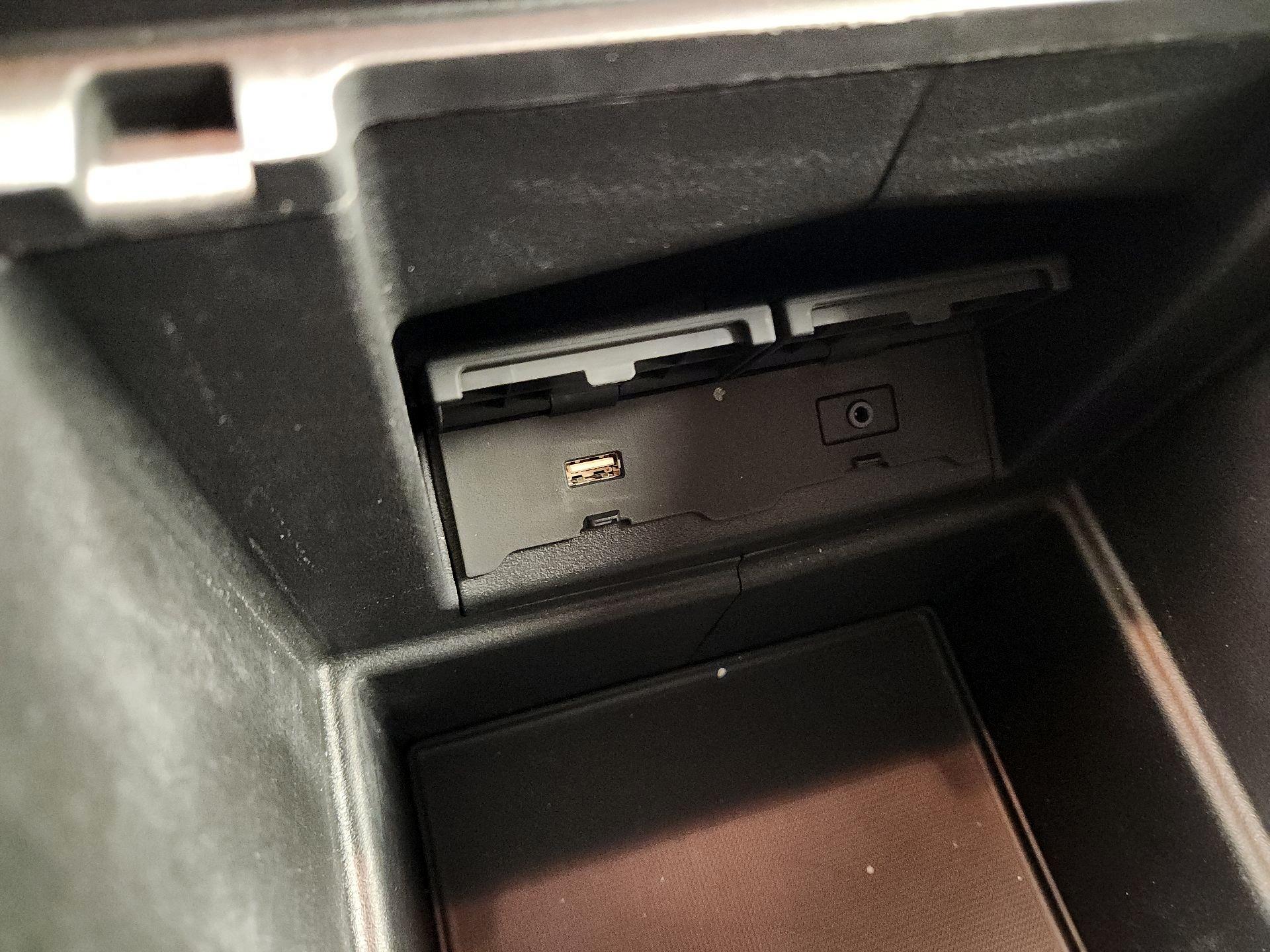 Thumbnail: 2018 Honda Odyssey - 19