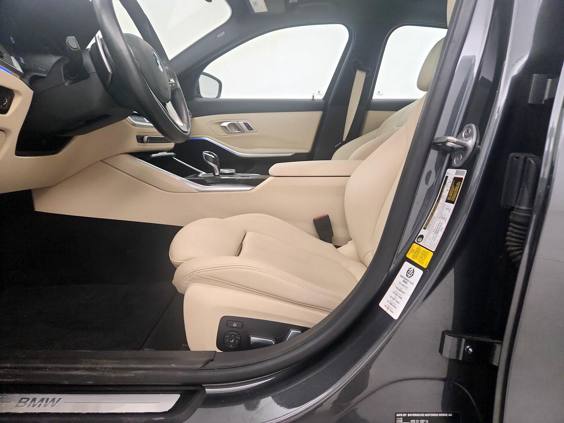 Thumbnail: 2020 BMW 3 Series - 11