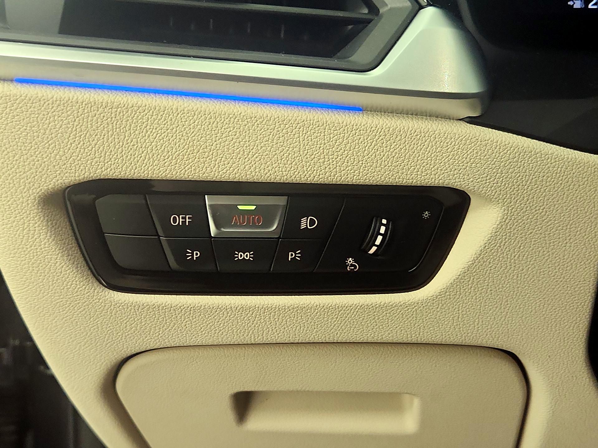 Thumbnail: 2020 BMW 3 Series - 13