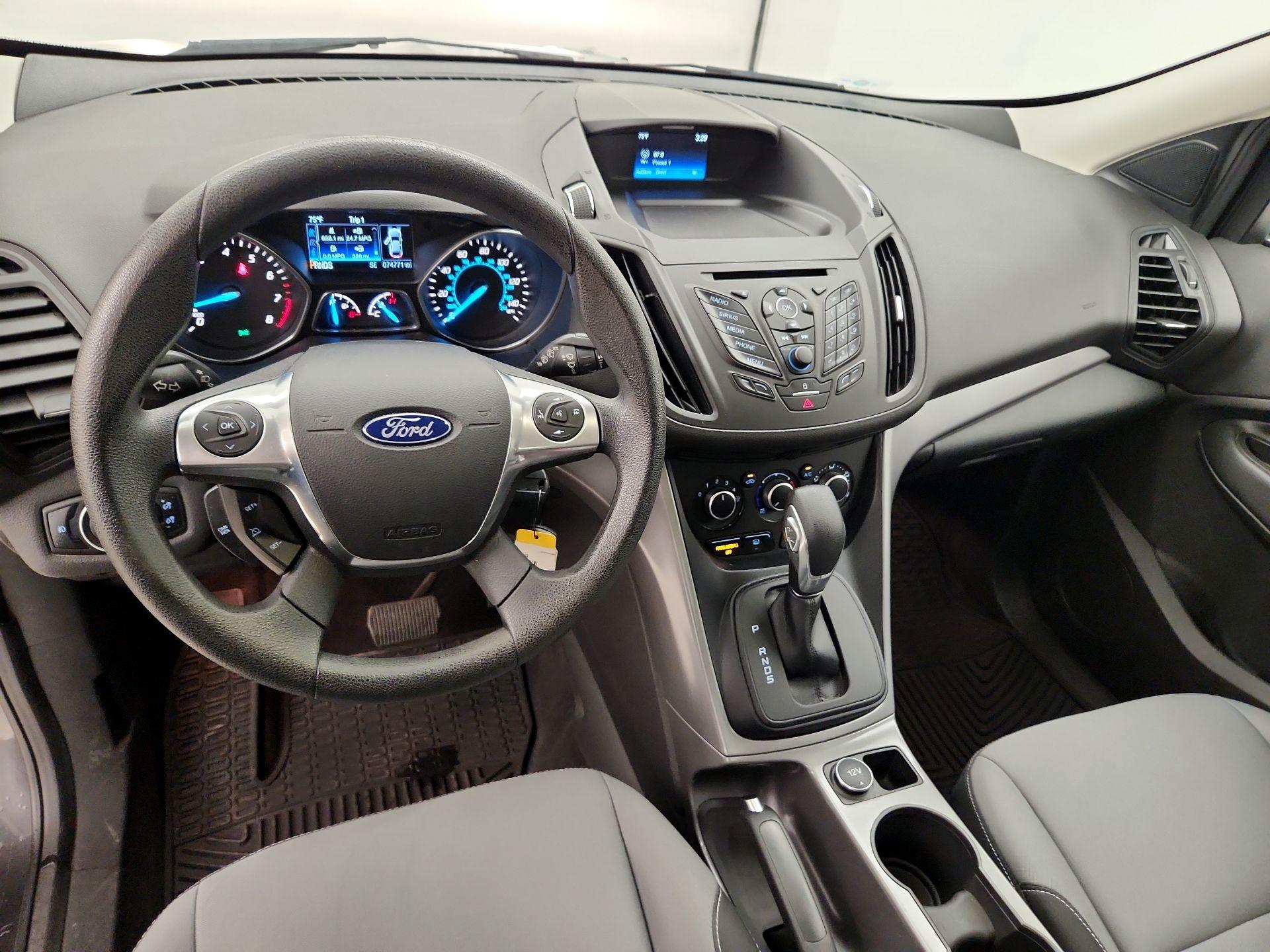 Thumbnail: 2016 Ford Escape - 9