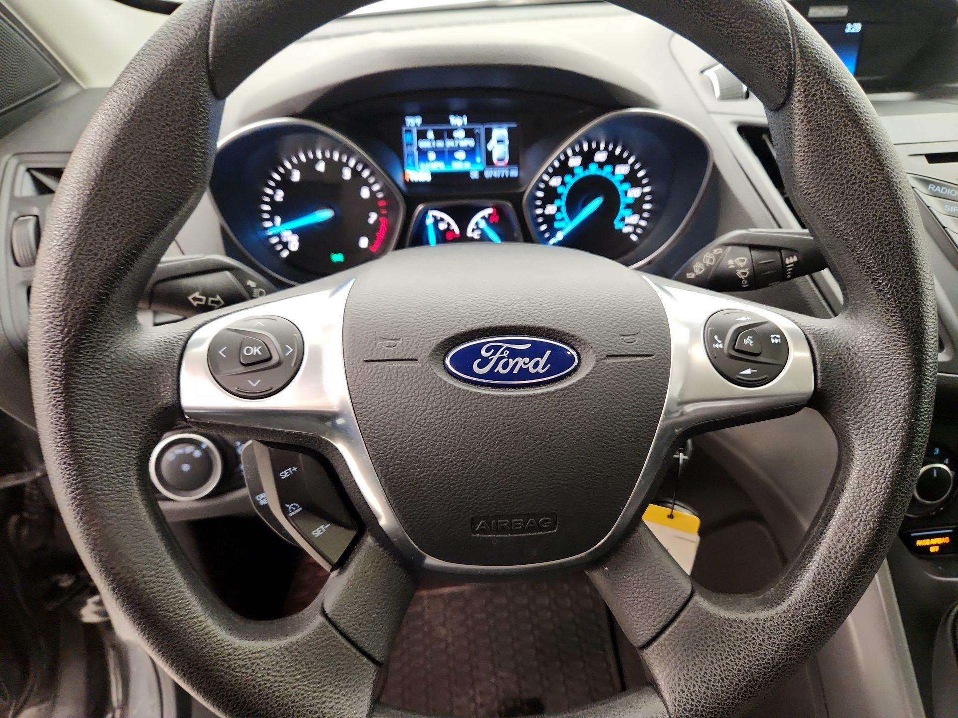 Thumbnail: 2016 Ford Escape - 10
