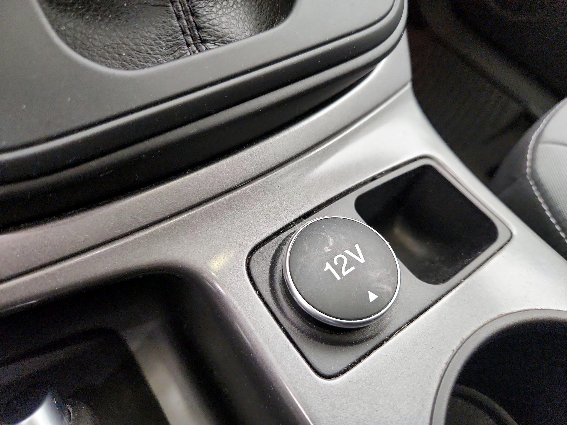 Thumbnail: 2016 Ford Escape - 18