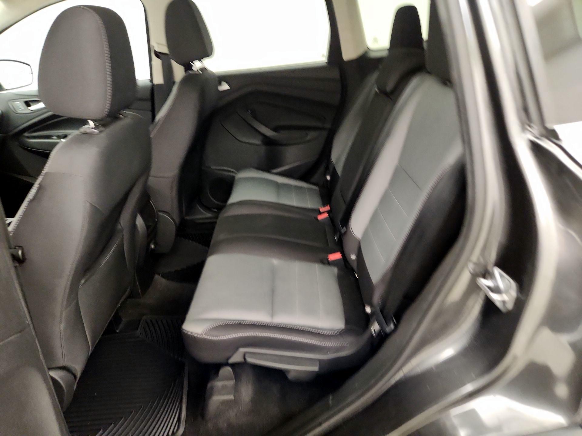 Thumbnail: 2016 Ford Escape - 19