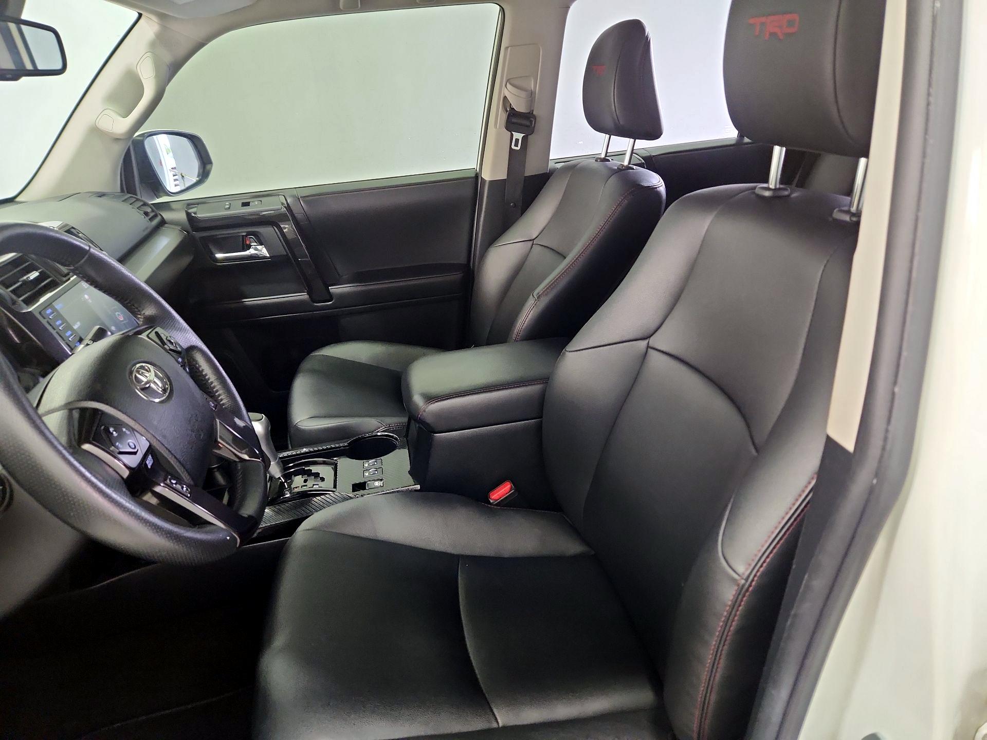 Thumbnail: 2022 Toyota 4Runner - 11