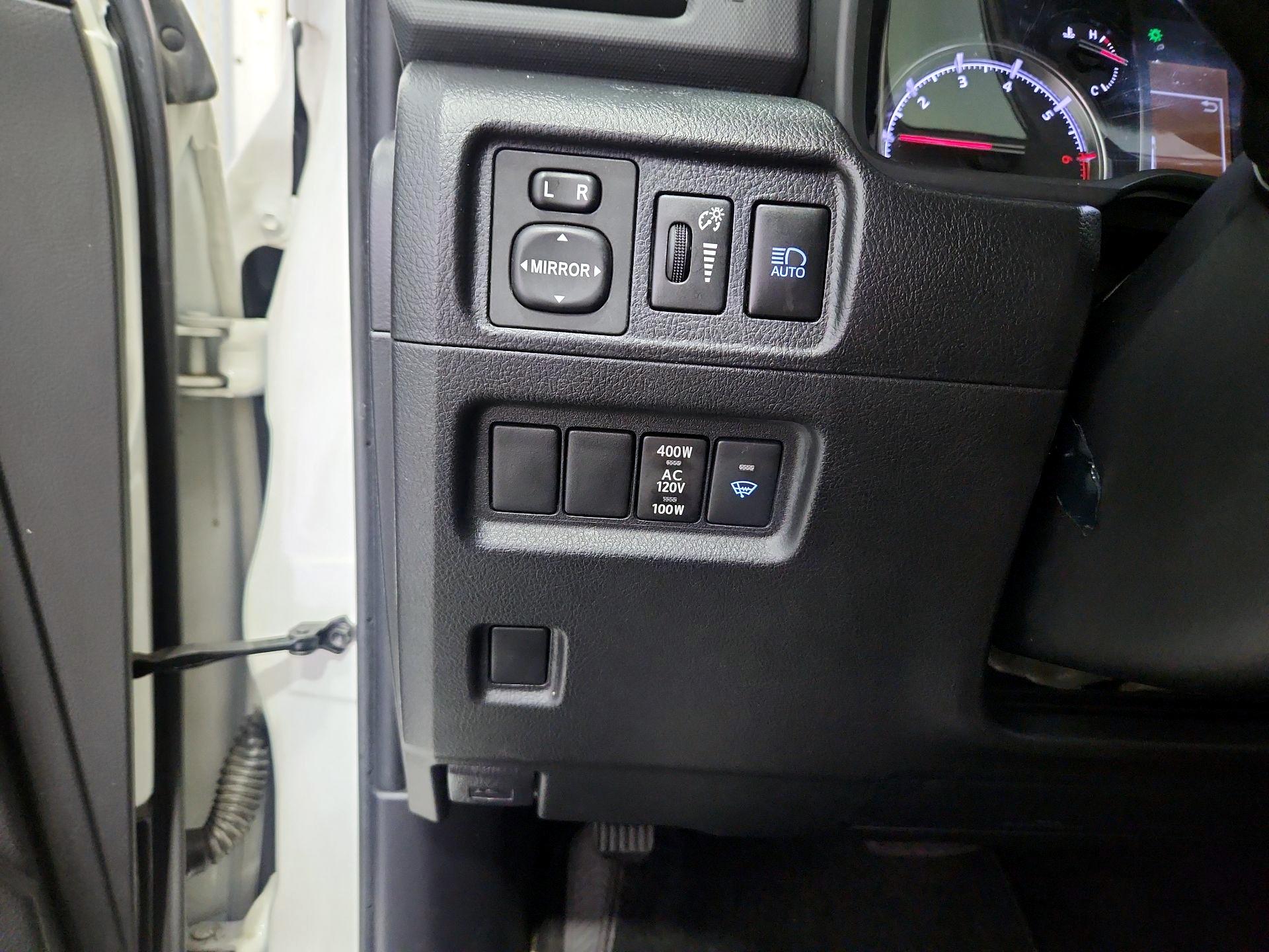 Thumbnail: 2022 Toyota 4Runner - 13