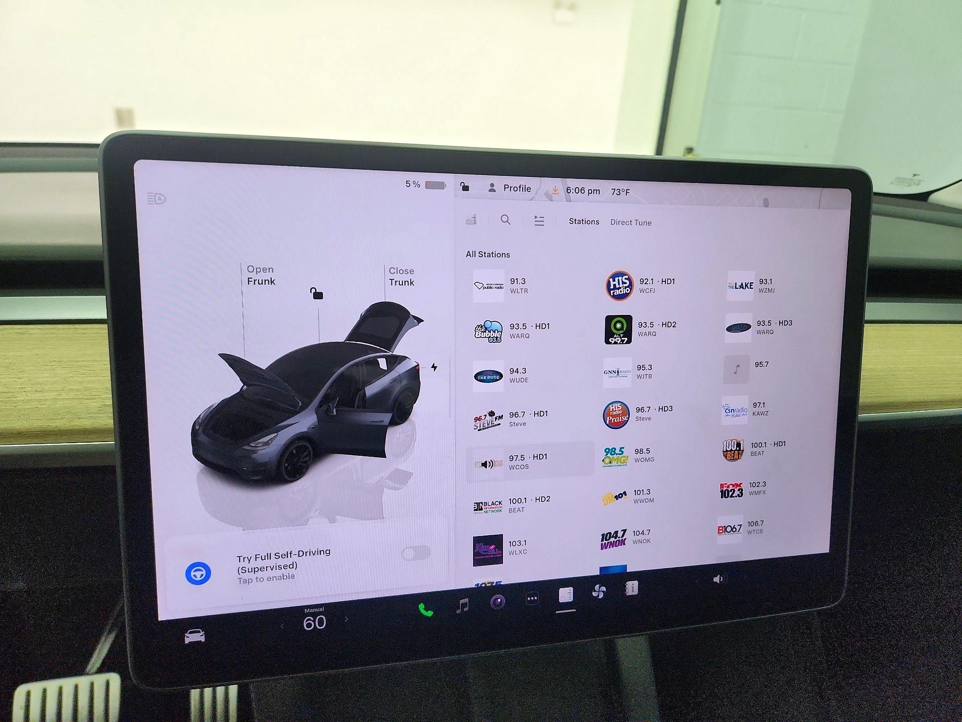 Thumbnail: 2022 Tesla Model Y - 15