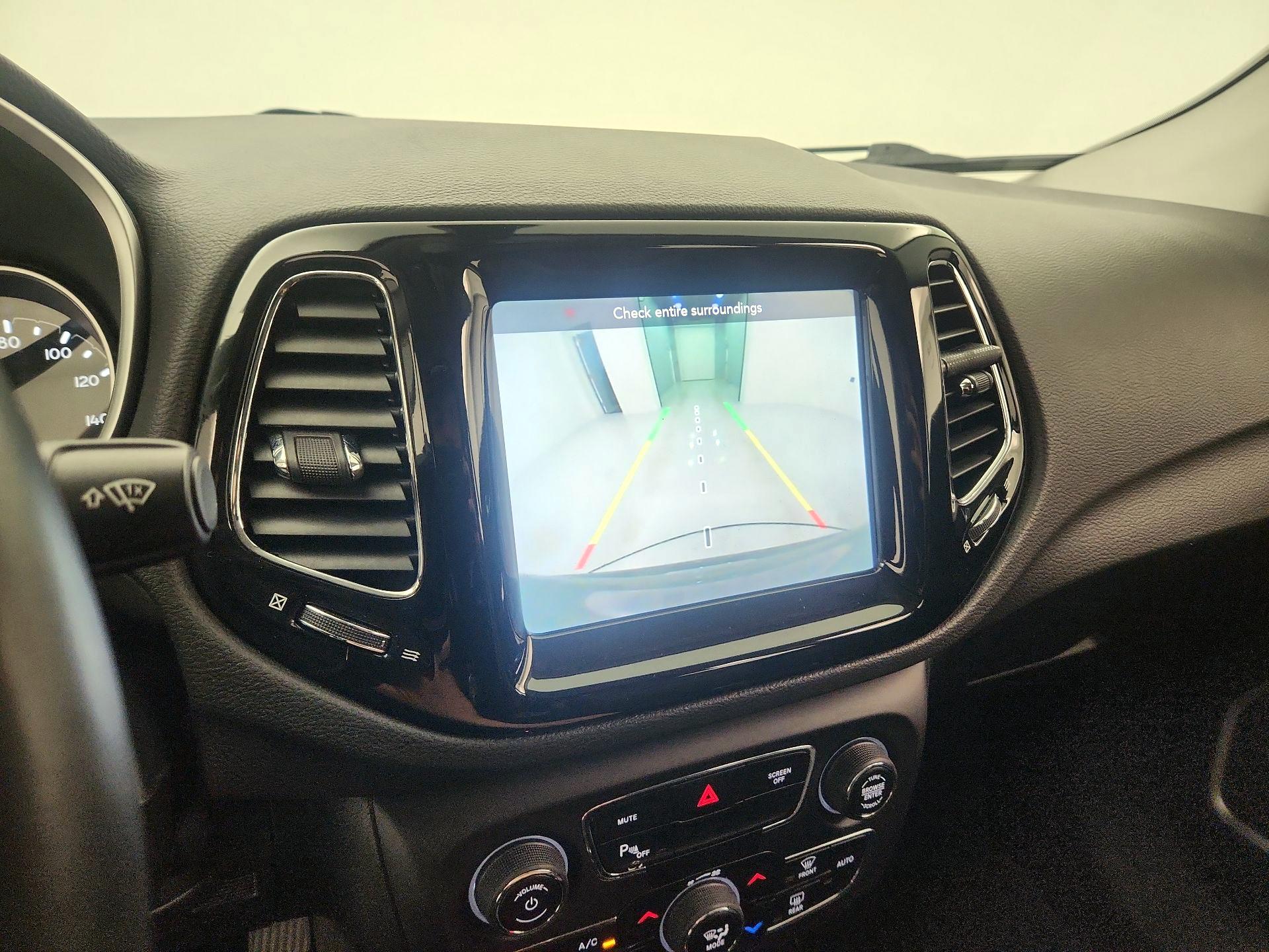 Thumbnail: 2019 Jeep Compass - 14