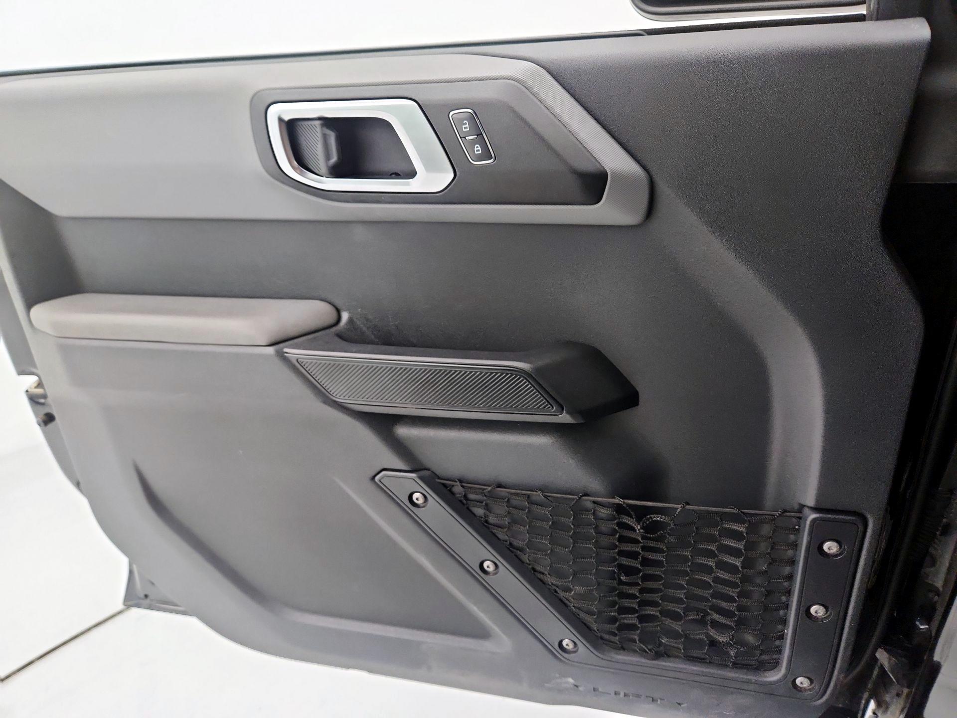 Thumbnail: 2022 Ford Bronco - 12