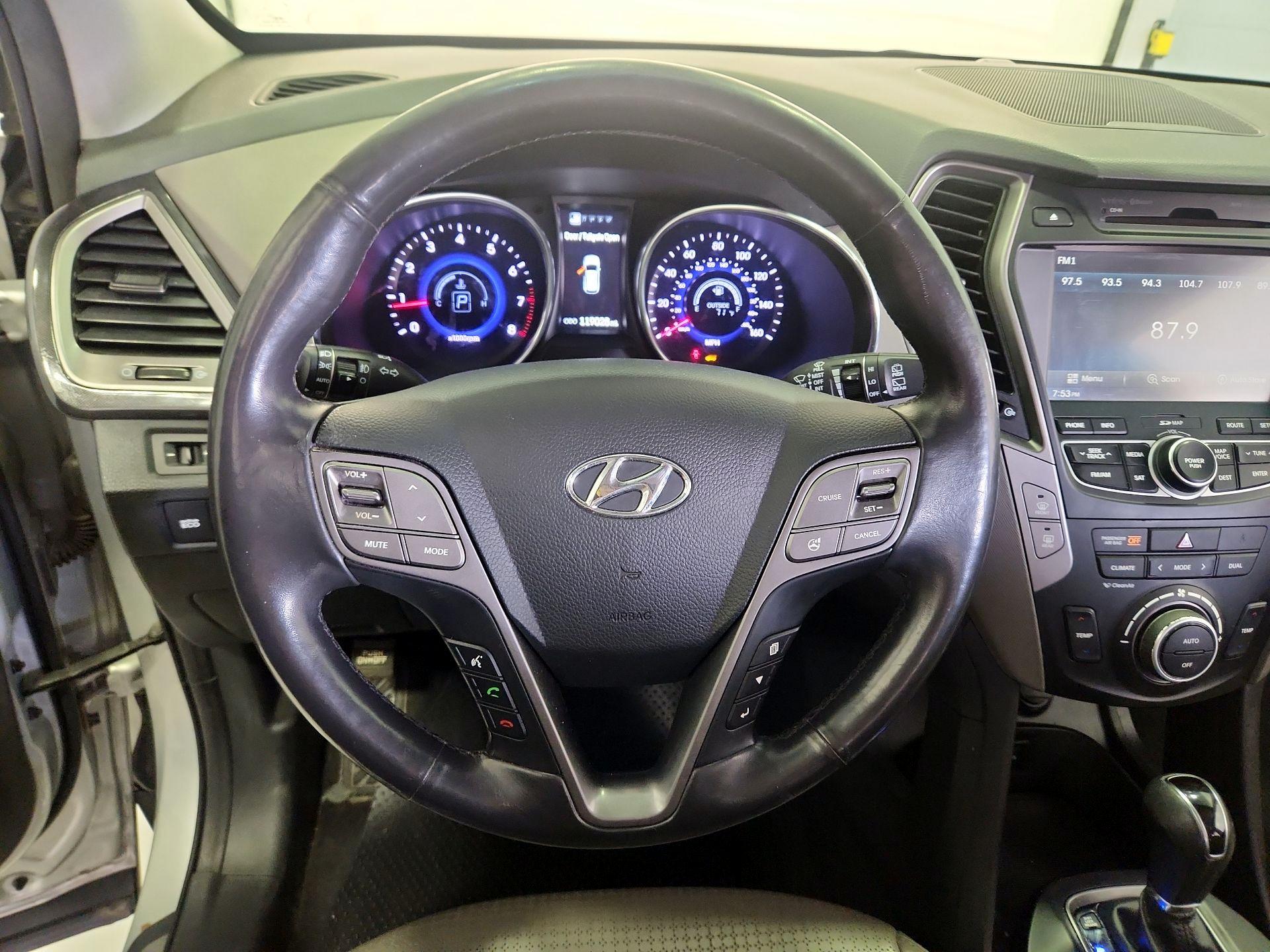 Thumbnail: 2014 Hyundai Santa Fe - 10