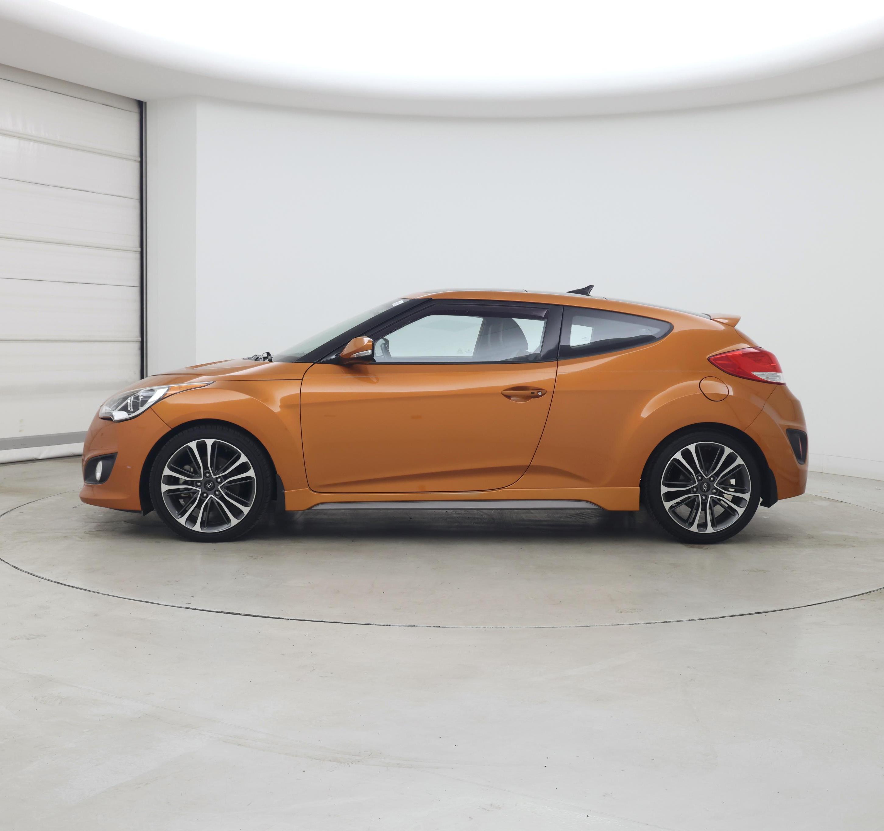 Thumbnail: 2016 Hyundai Veloster - 3