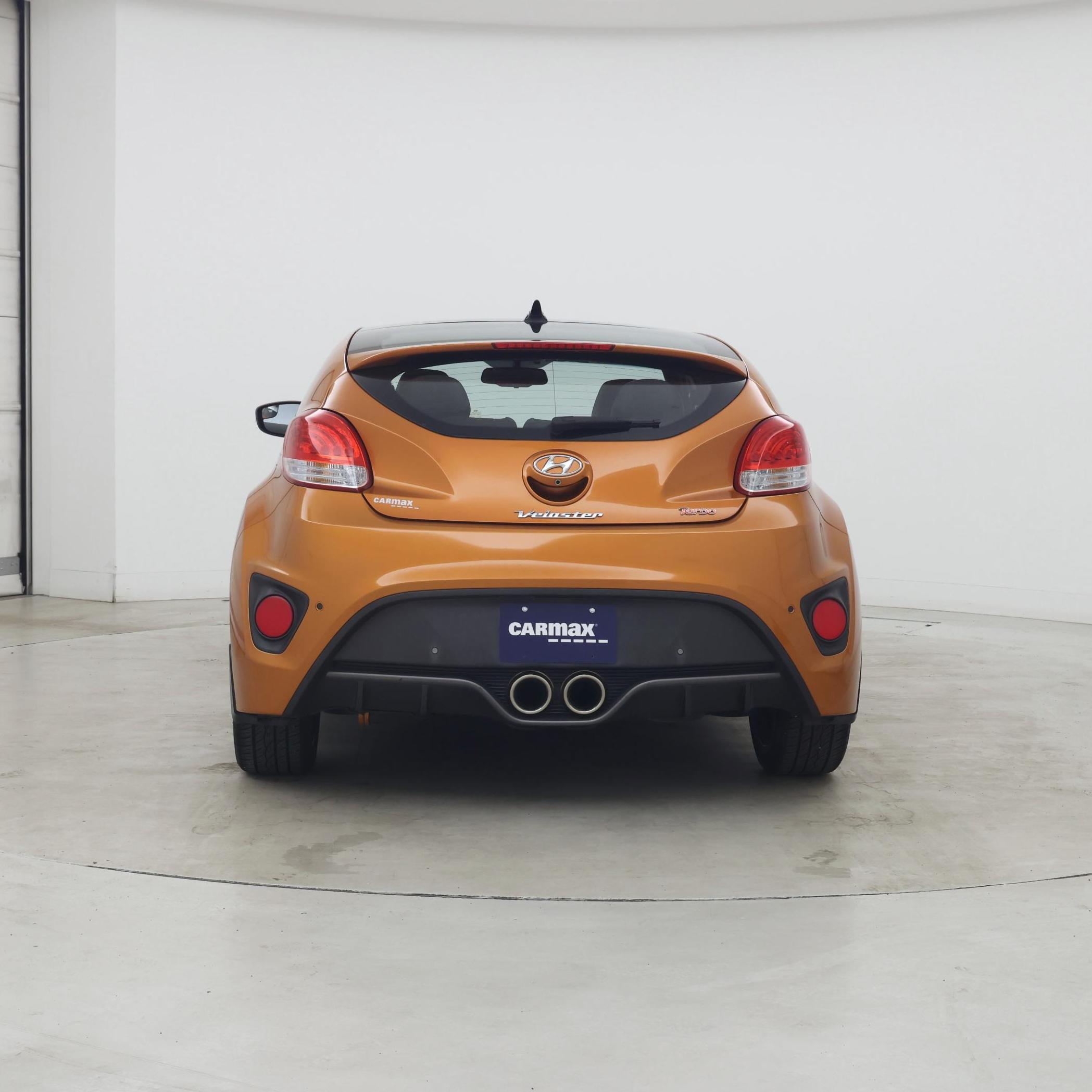 Thumbnail: 2016 Hyundai Veloster - 6