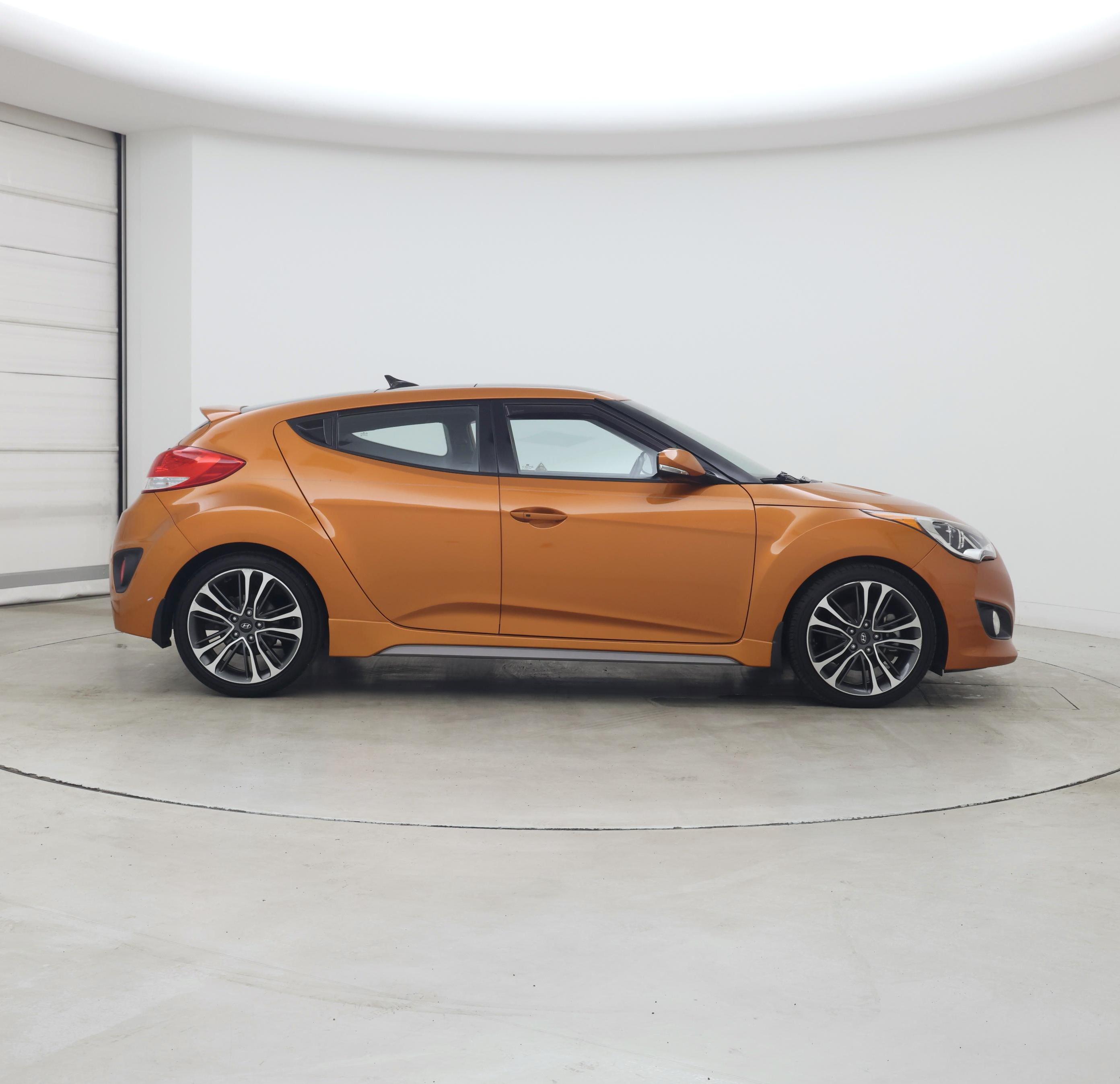 Thumbnail: 2016 Hyundai Veloster - 7