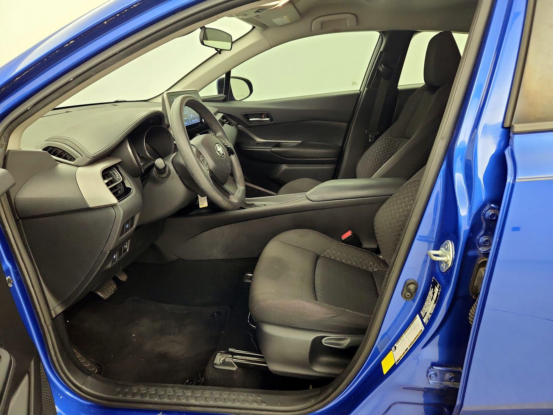 Thumbnail: 2020 Toyota C-HR - 11