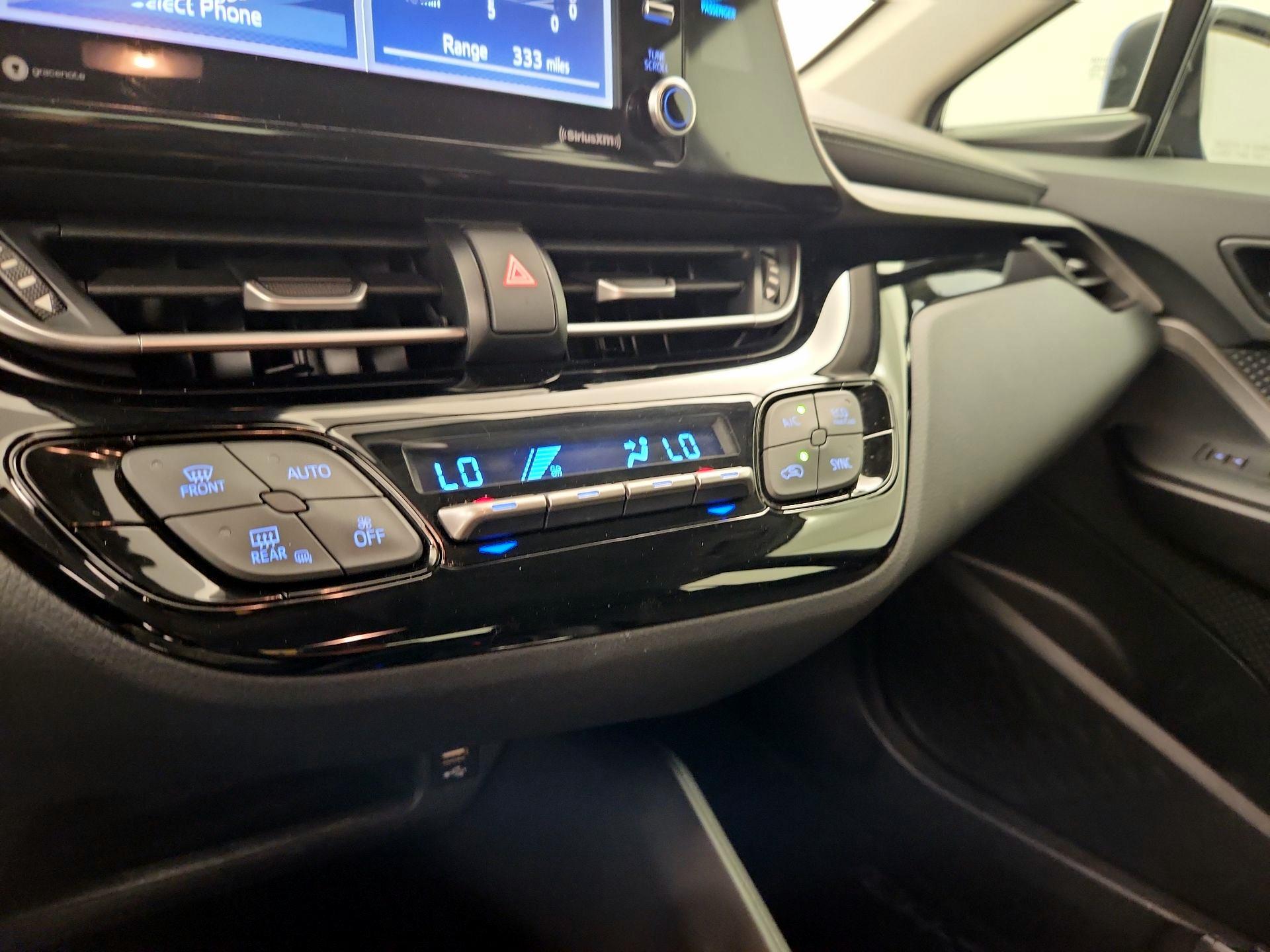 Thumbnail: 2020 Toyota C-HR - 16